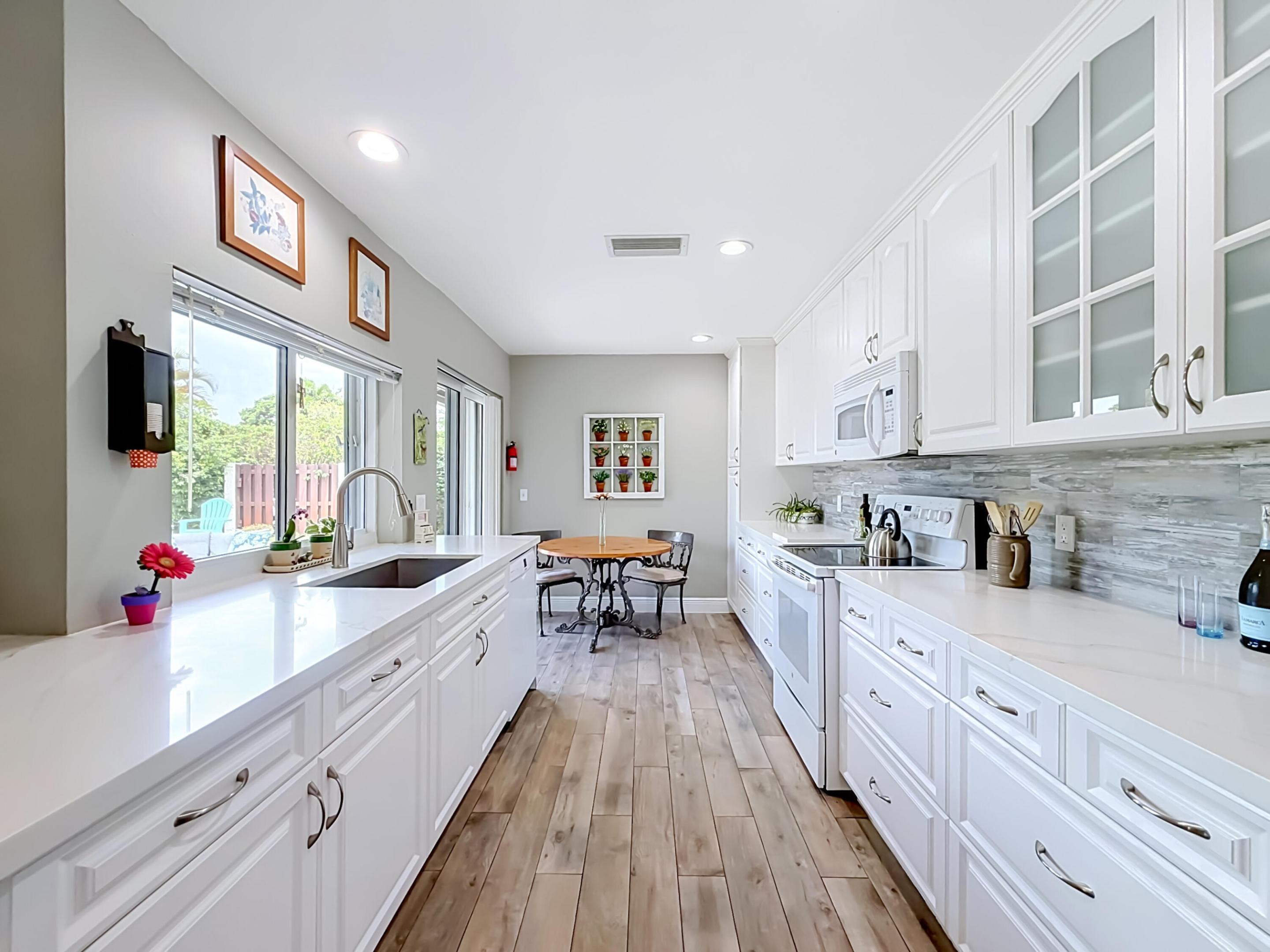 BONAVENTURE LAKES ADD 2 - Residential