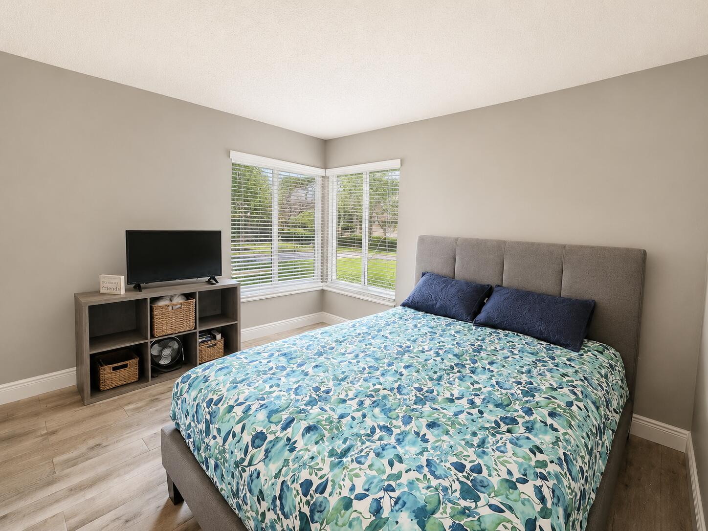 BONAVENTURE LAKES ADD 2 - Residential