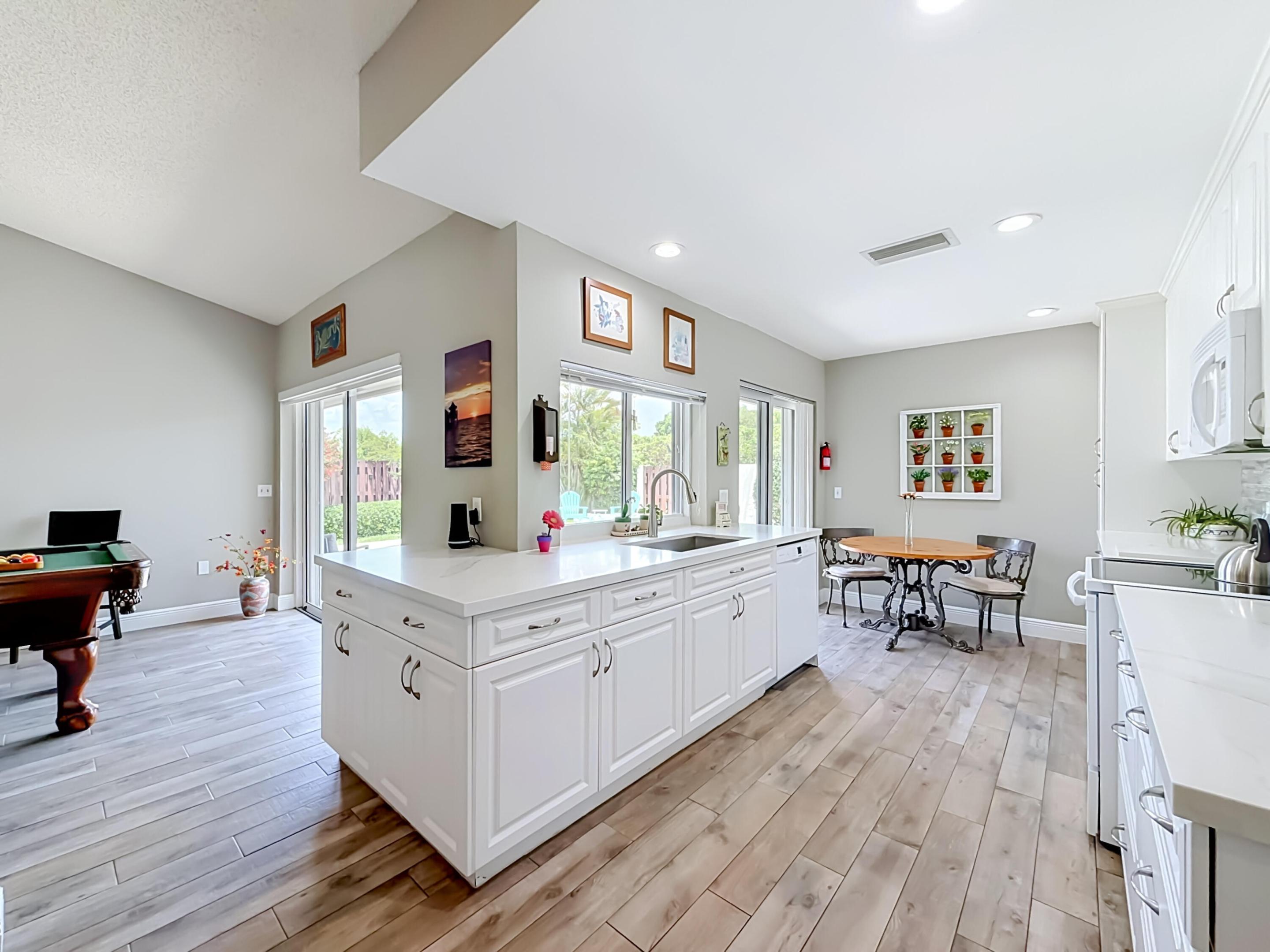 BONAVENTURE LAKES ADD 2 - Residential