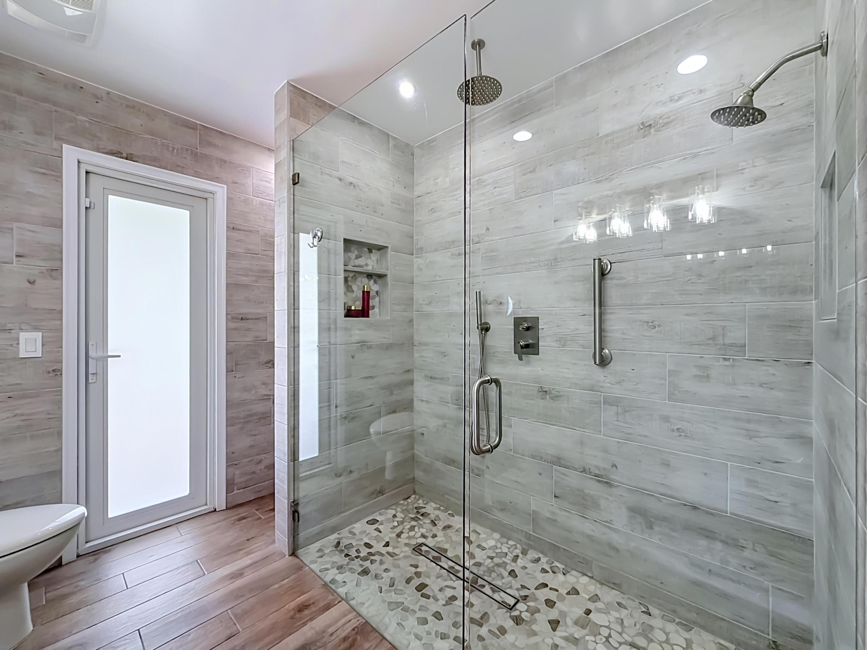 BONAVENTURE LAKES ADD 2 - Residential