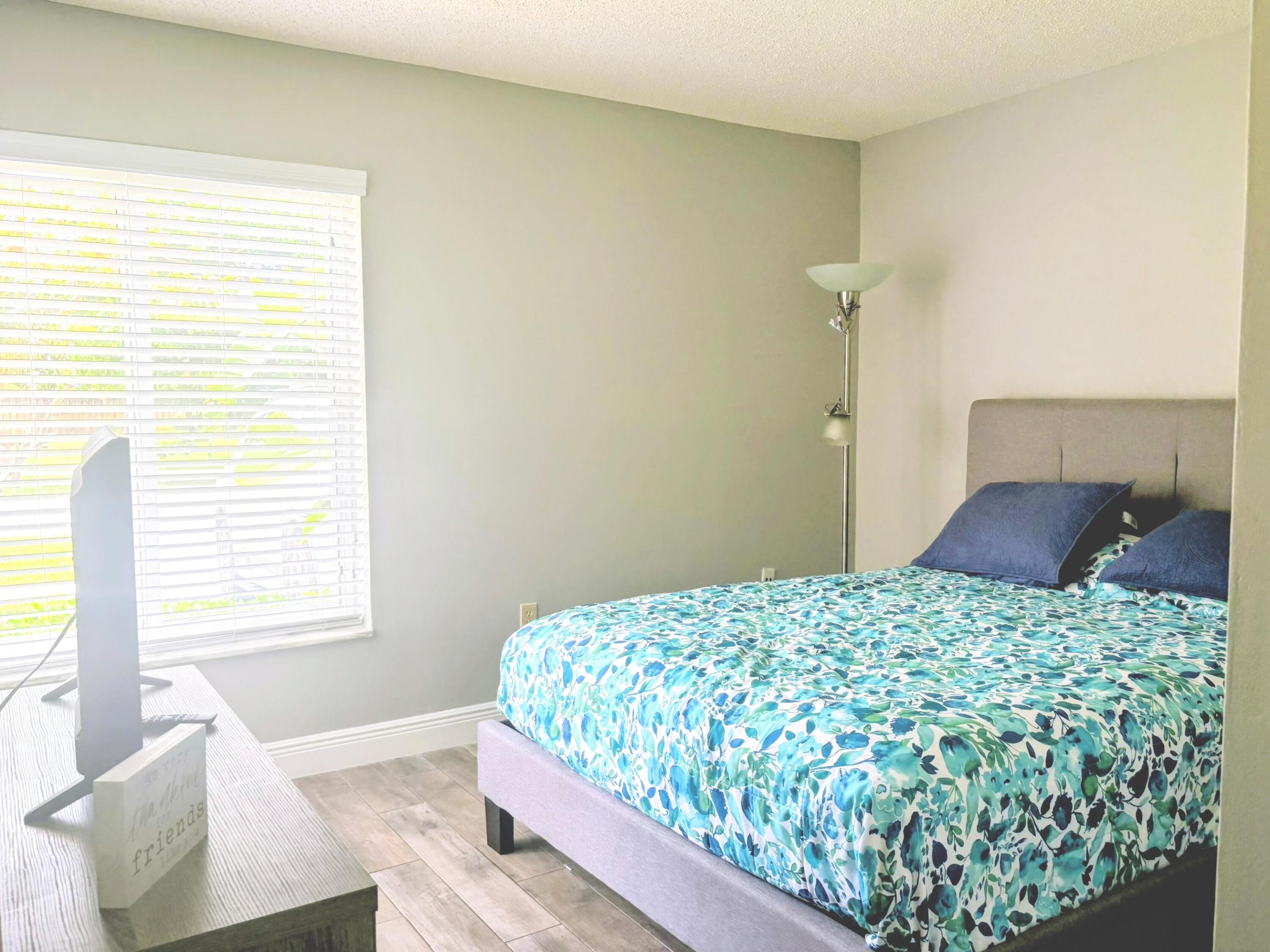 BONAVENTURE LAKES ADD 2 - Residential