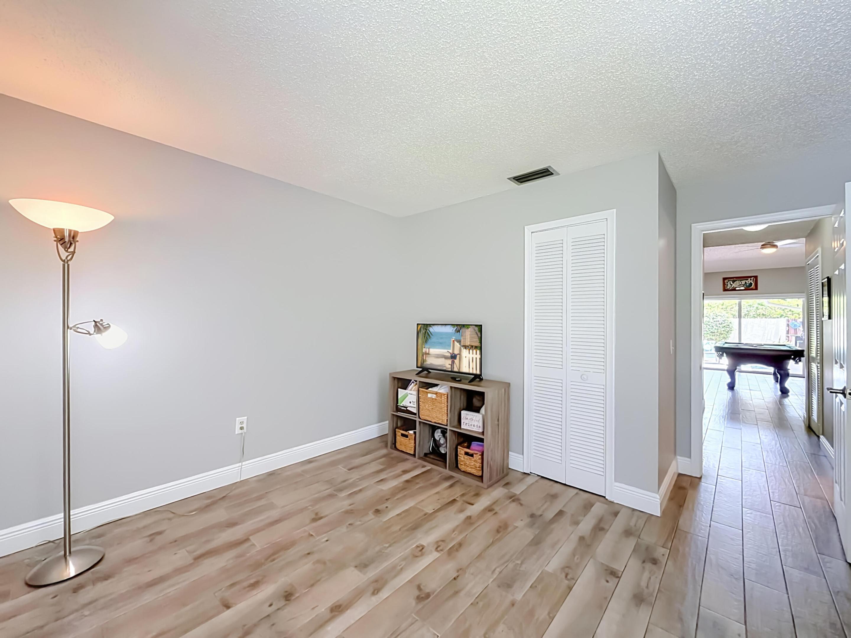 BONAVENTURE LAKES ADD 2 - Residential