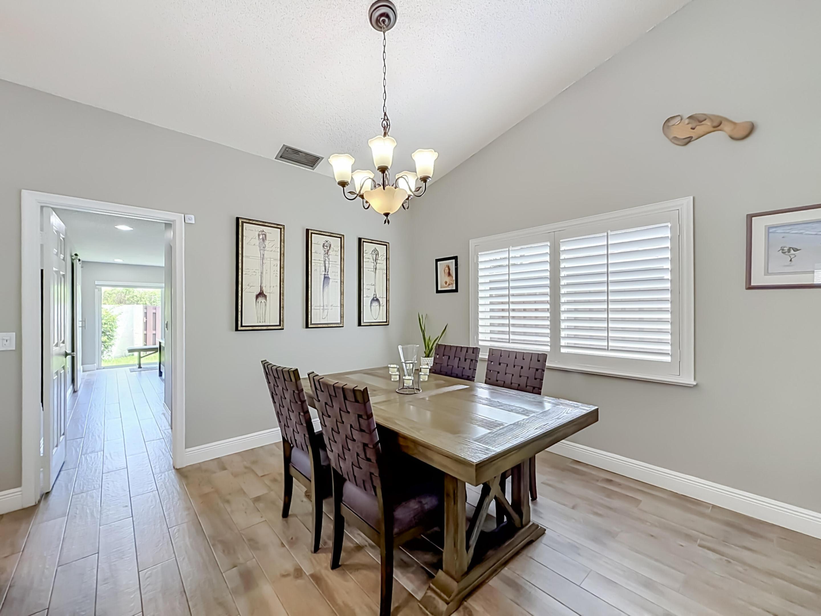 BONAVENTURE LAKES ADD 2 - Residential