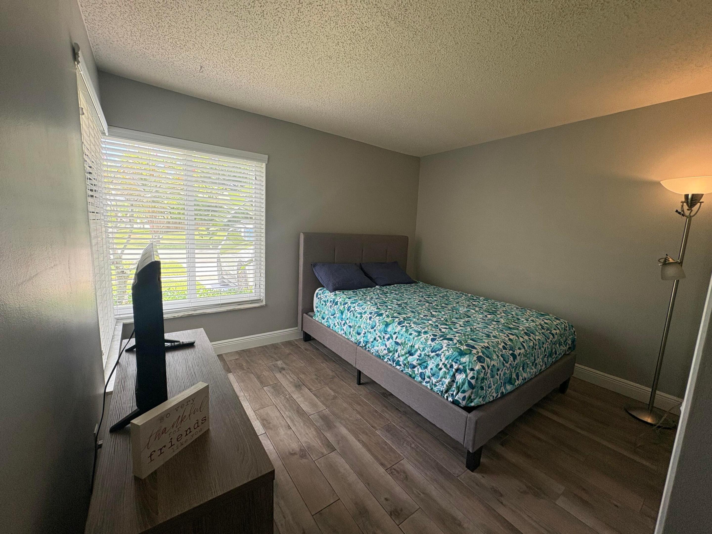 BONAVENTURE LAKES ADD 2 - Residential