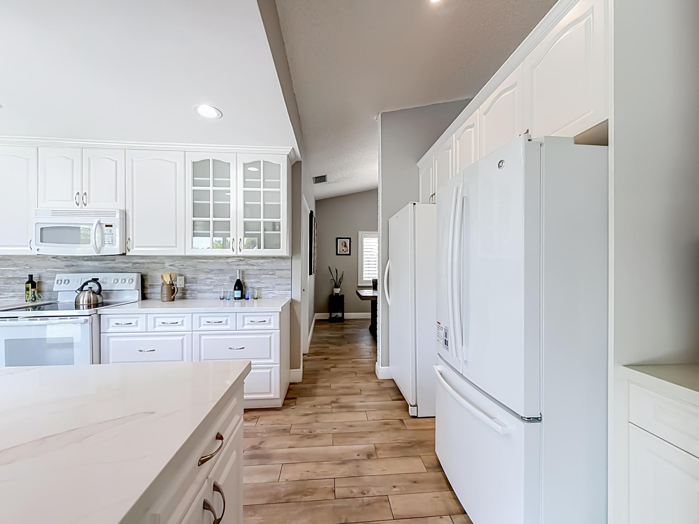 BONAVENTURE LAKES ADD 2 - Residential