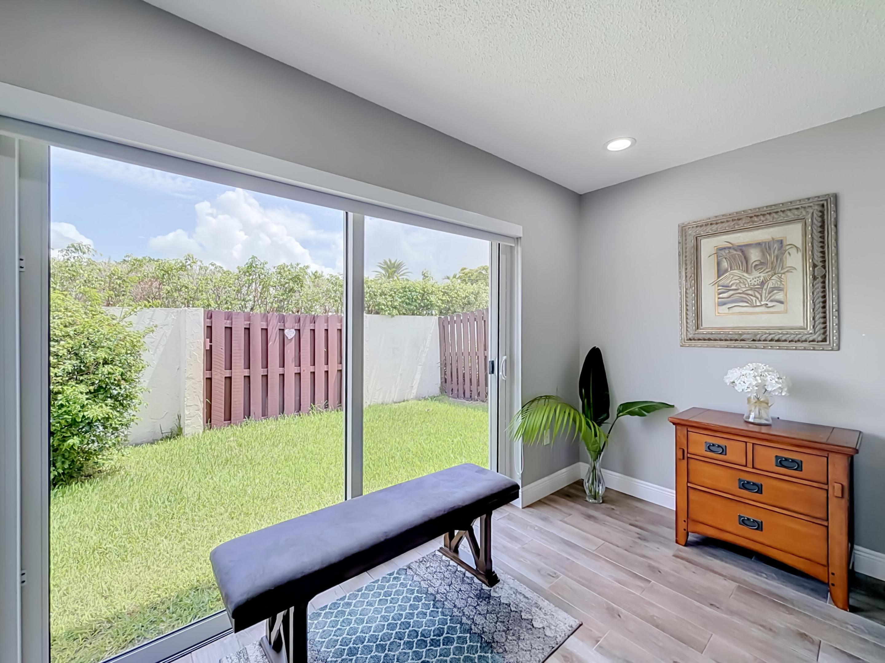 BONAVENTURE LAKES ADD 2 - Residential