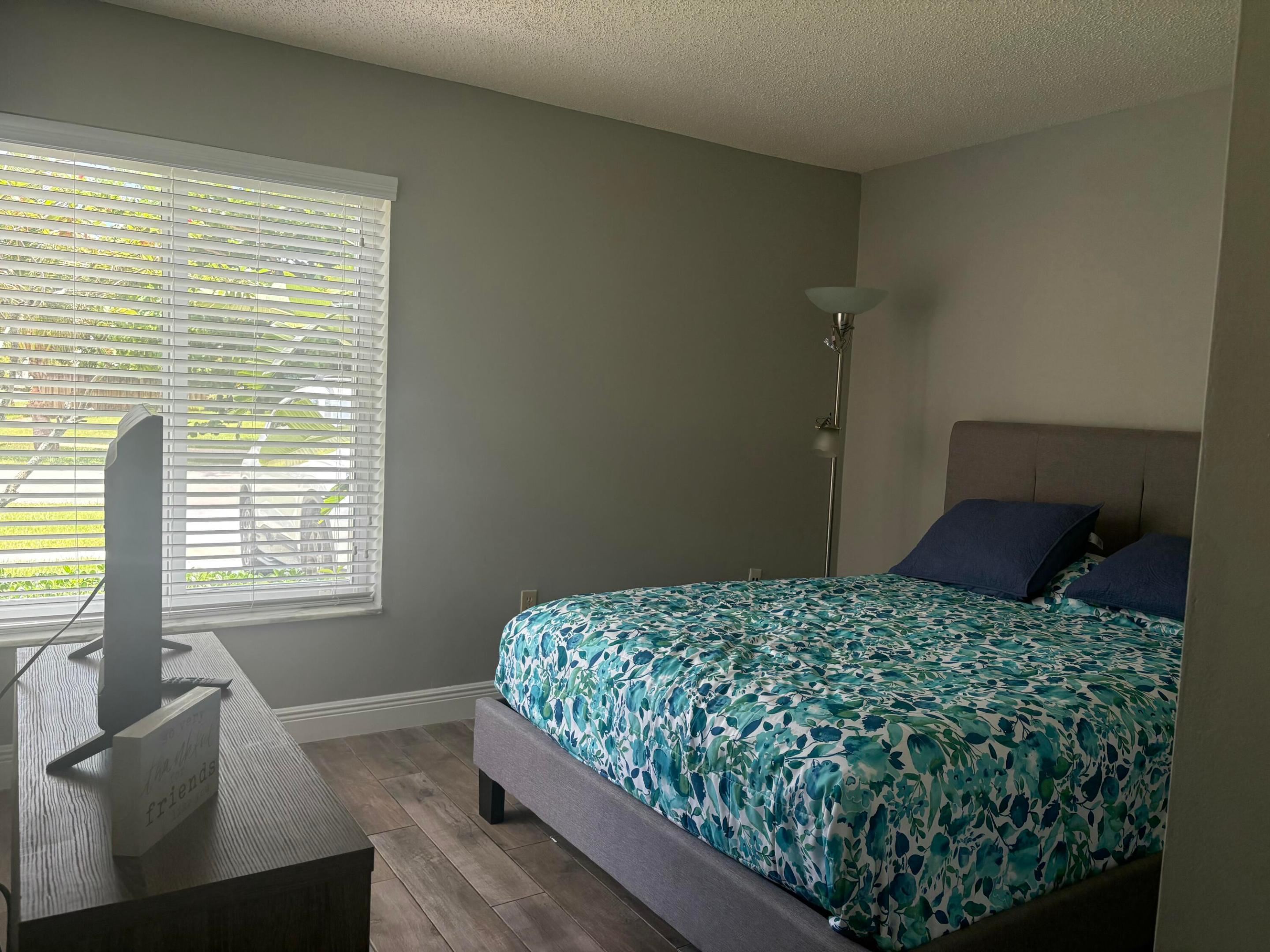 BONAVENTURE LAKES ADD 2 - Residential