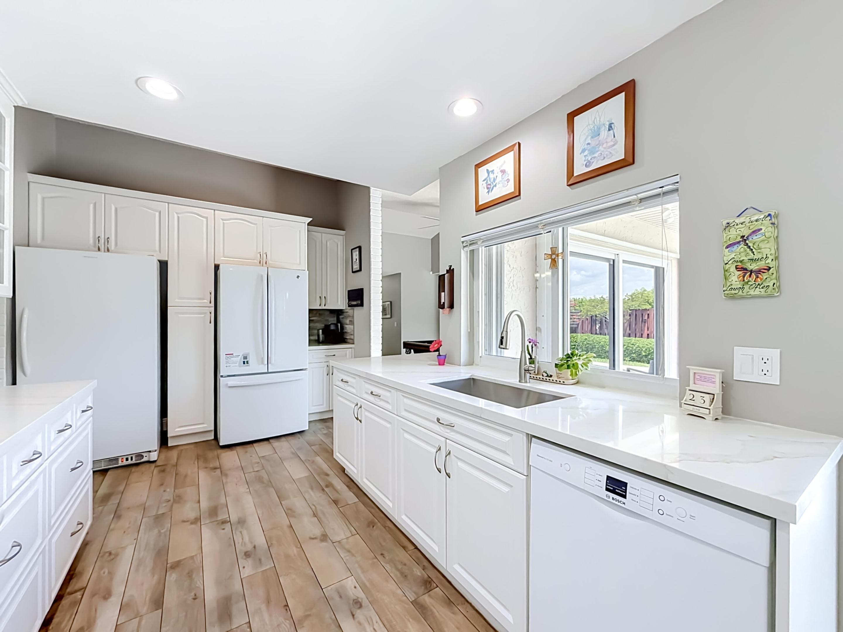 BONAVENTURE LAKES ADD 2 - Residential