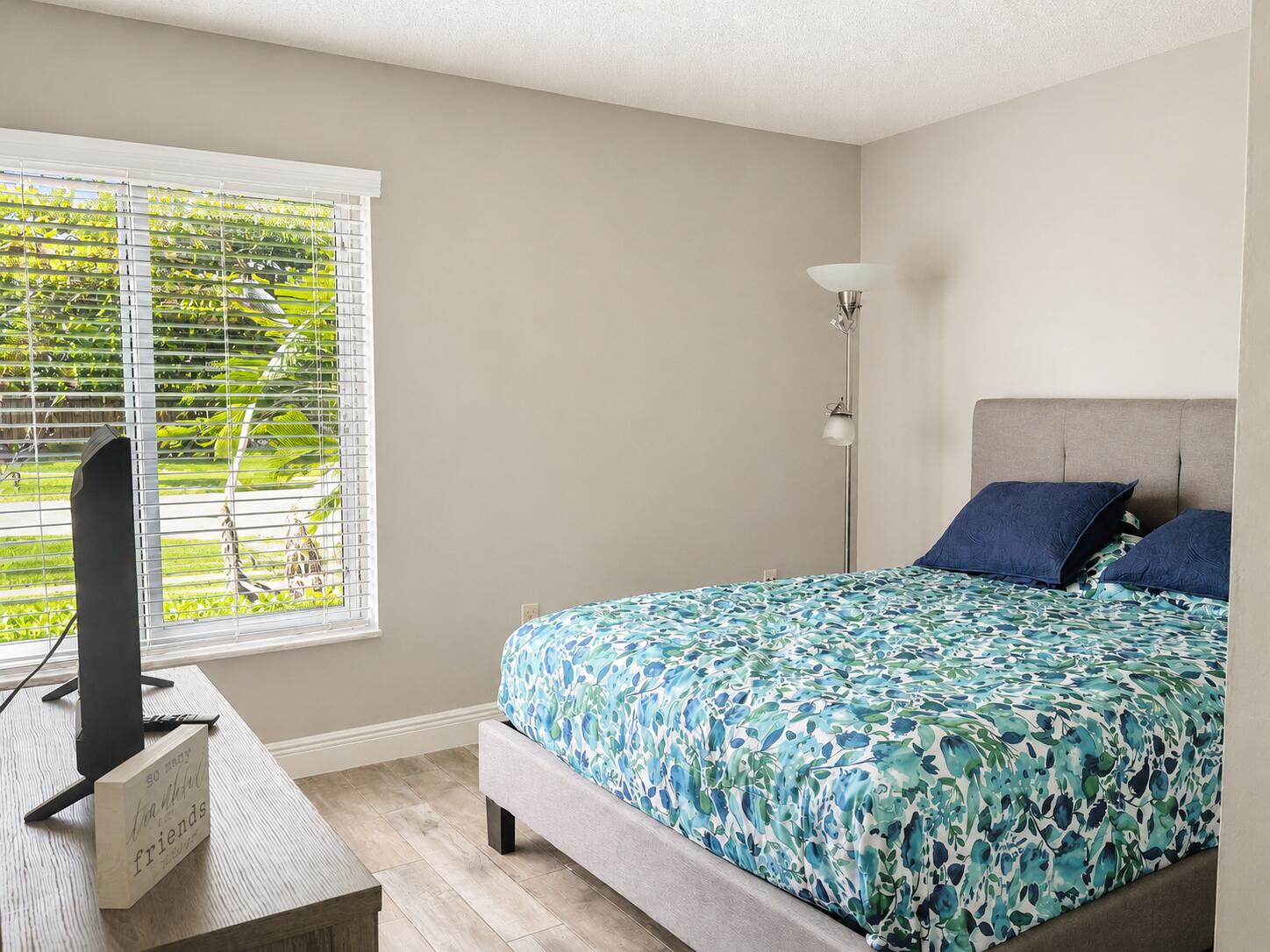 BONAVENTURE LAKES ADD 2 - Residential