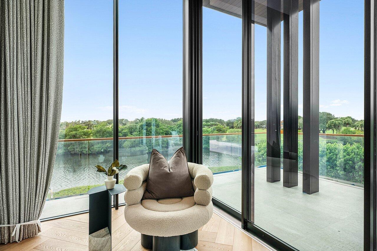 ADMIRALS COVE - Residential