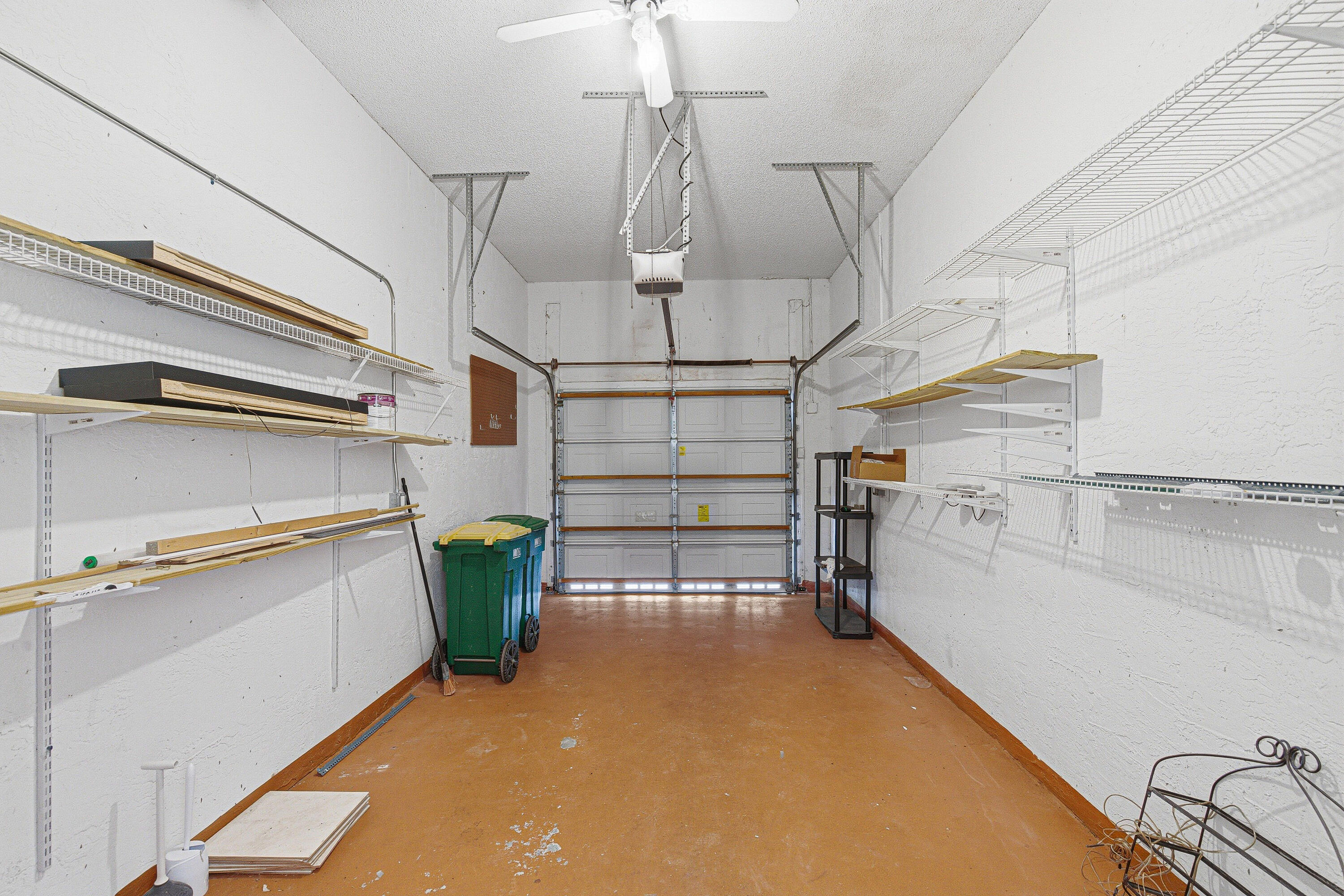 LOMBARDY REPLAT - Residential Lease