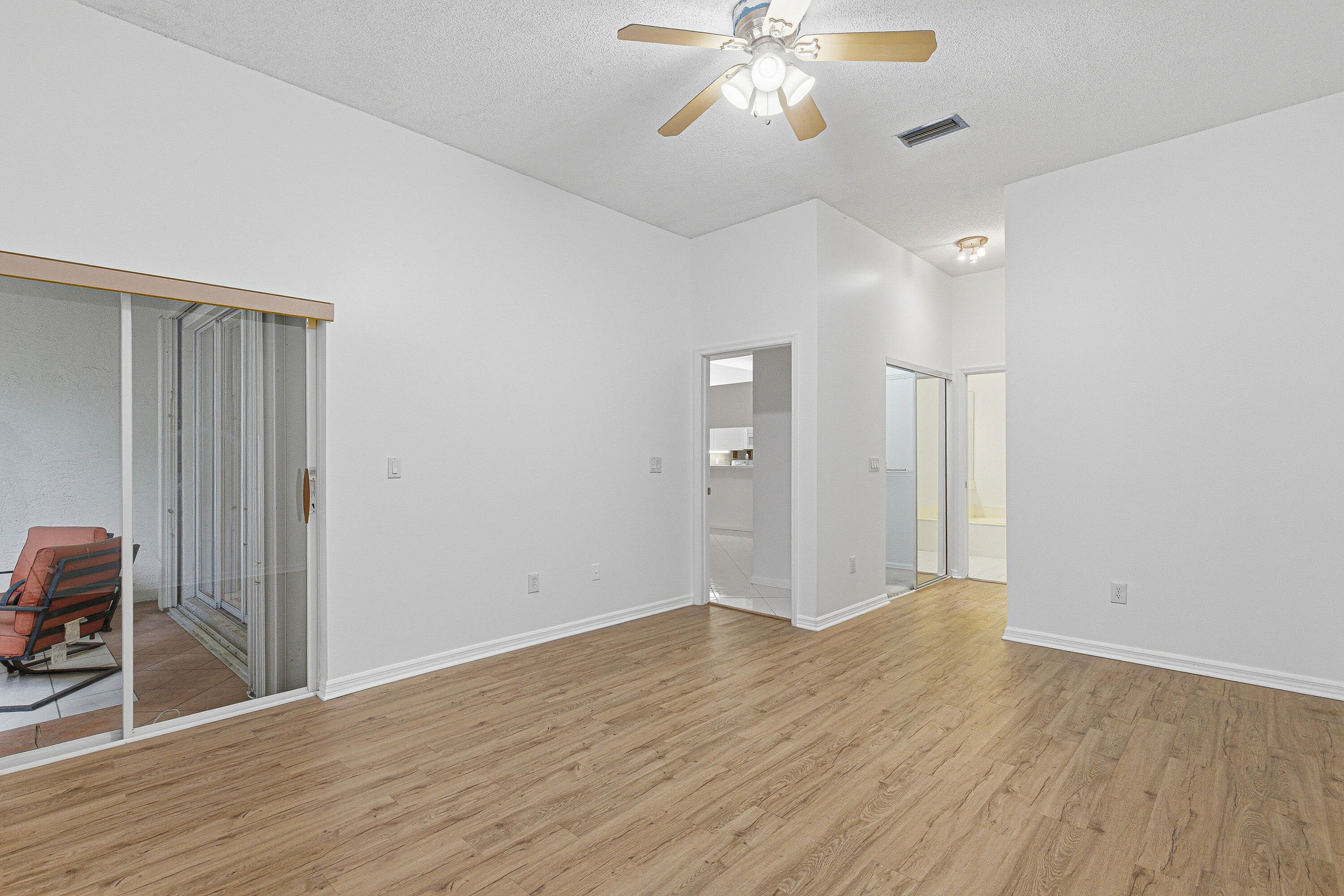 LOMBARDY REPLAT - Residential Lease