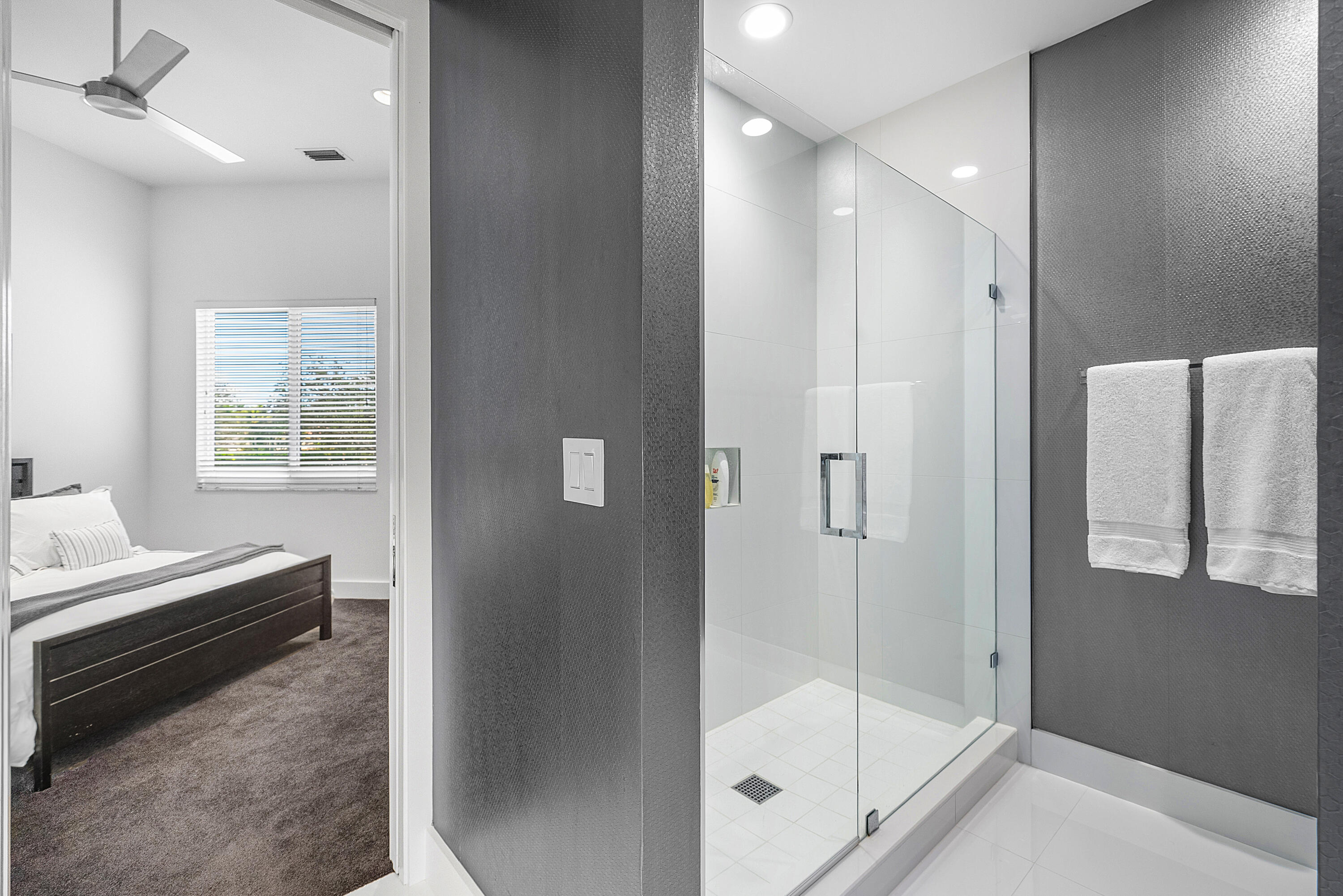 DEVON PLACE - Residential