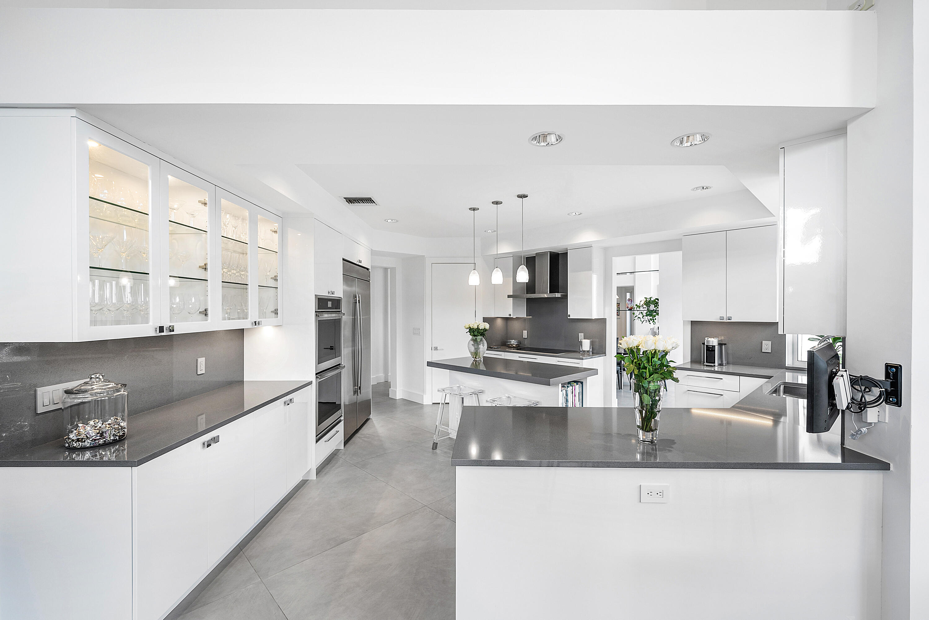 DEVON PLACE - Residential