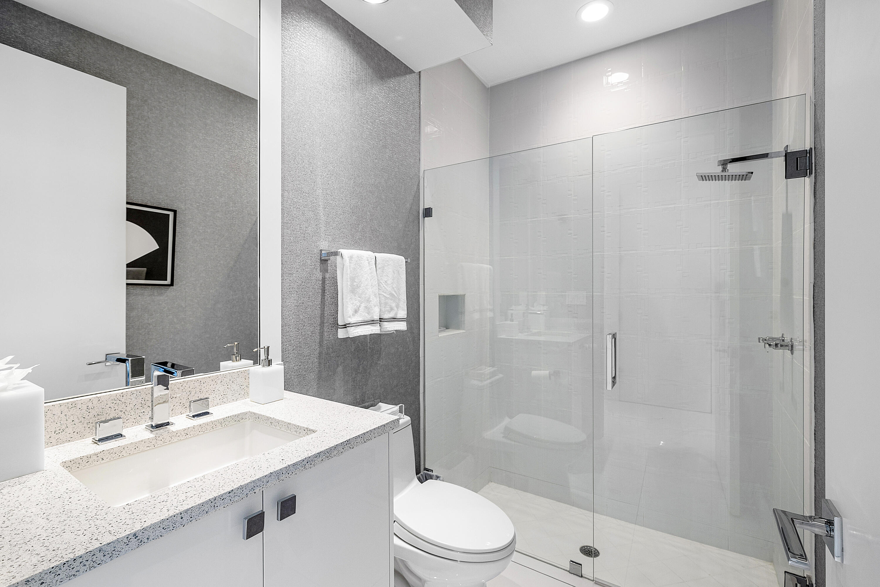 DEVON PLACE - Residential