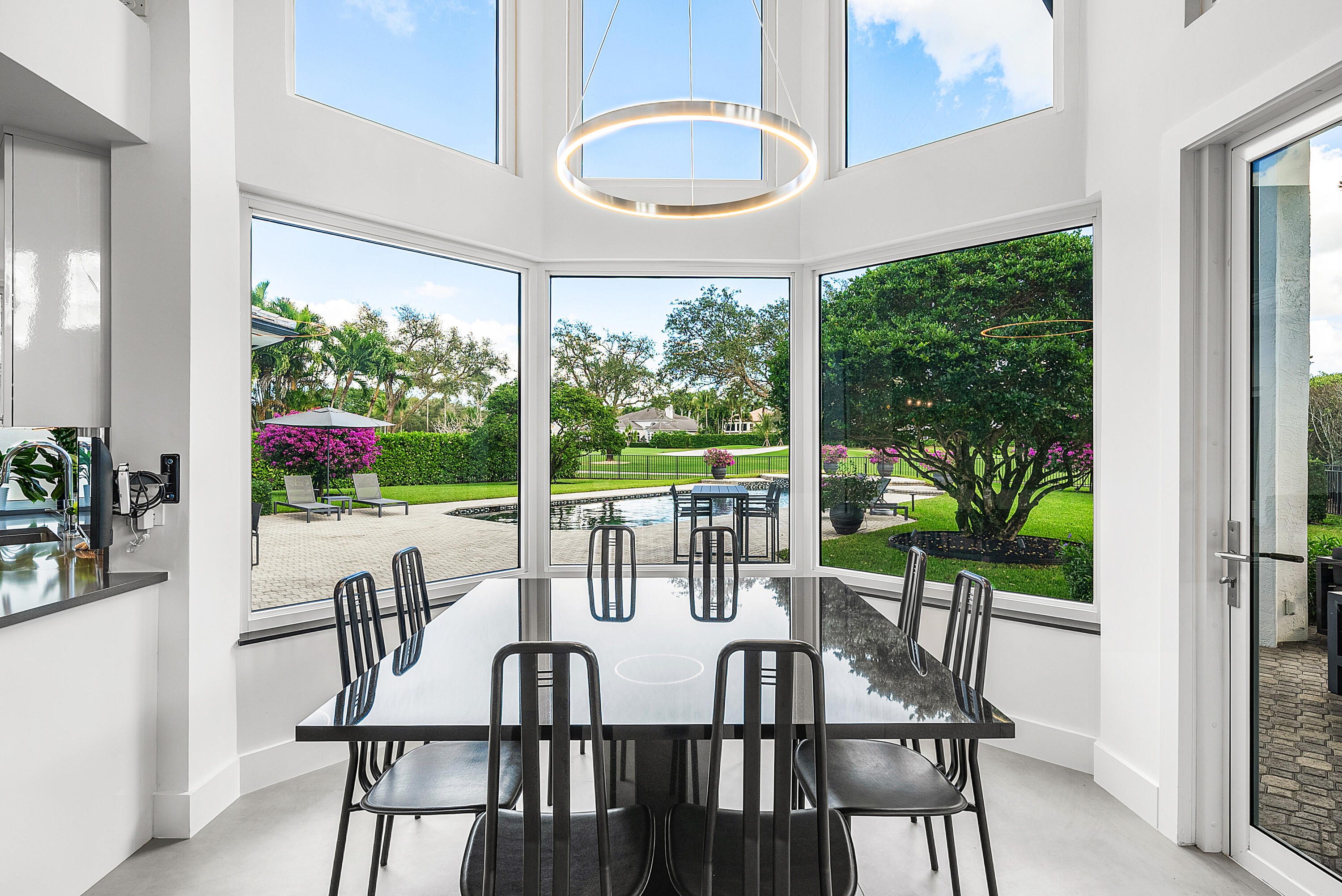 DEVON PLACE - Residential