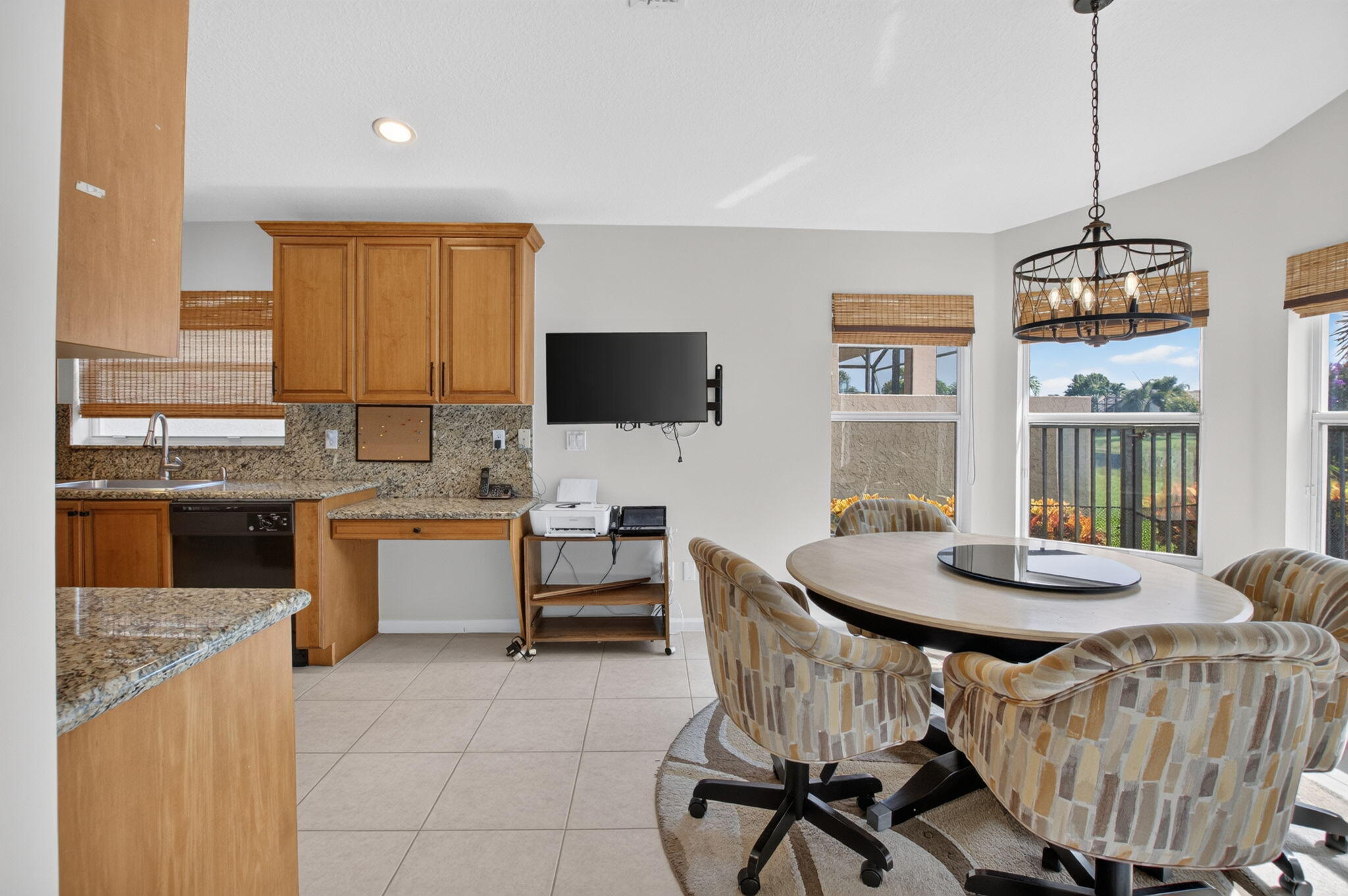 VALENCIA PALMS 4 - Residential