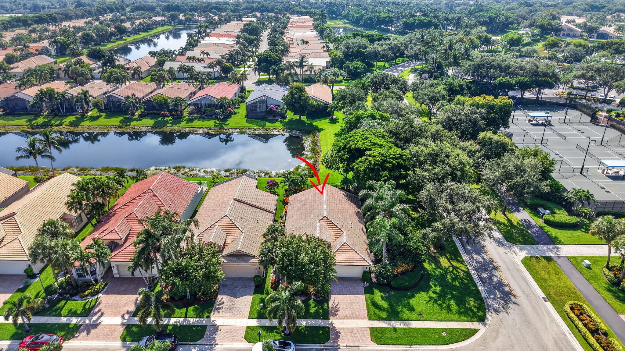 VALENCIA PALMS 4 - Residential