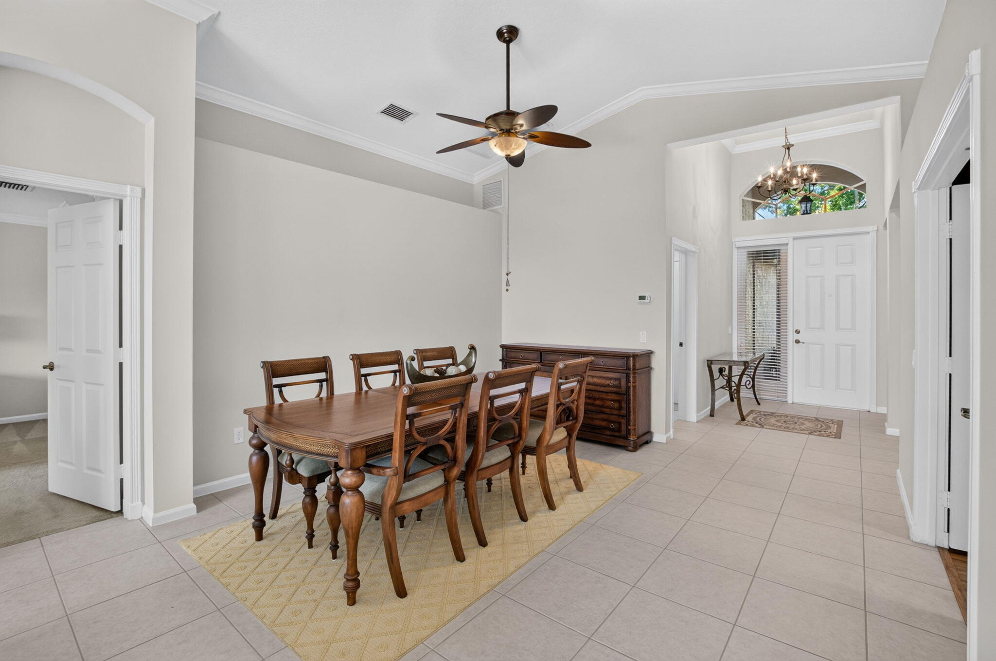VALENCIA PALMS 4 - Residential