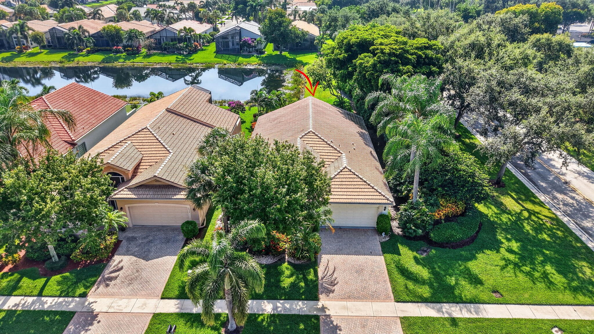 VALENCIA PALMS 4 - Residential