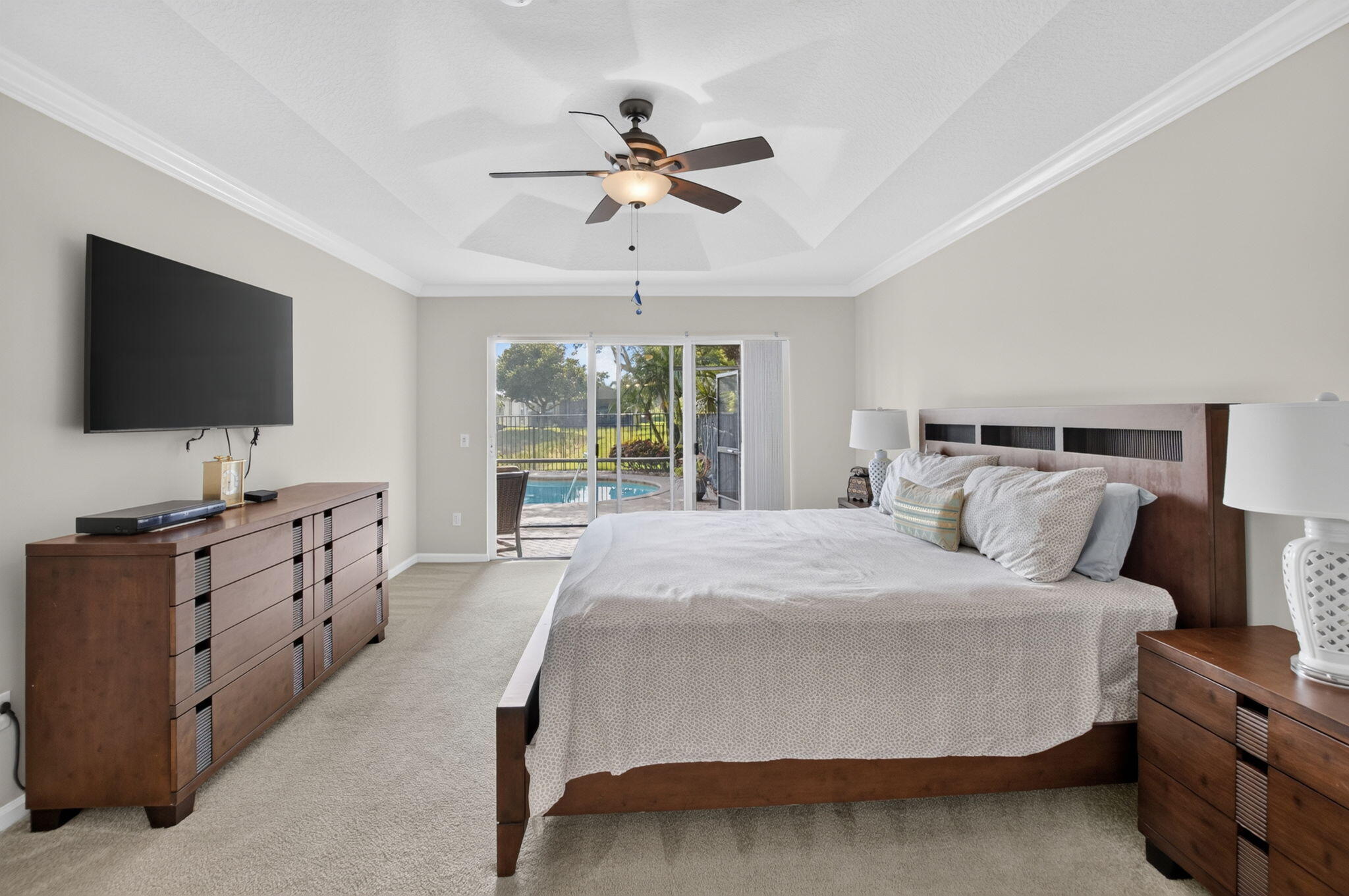 VALENCIA PALMS 4 - Residential