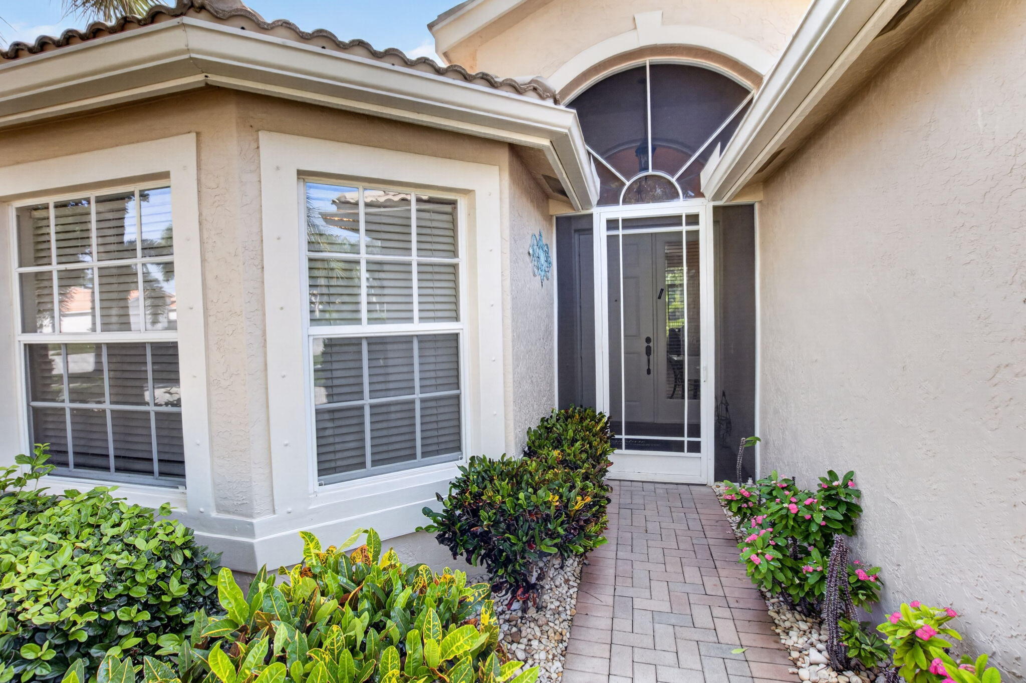 VALENCIA PALMS 4 - Residential