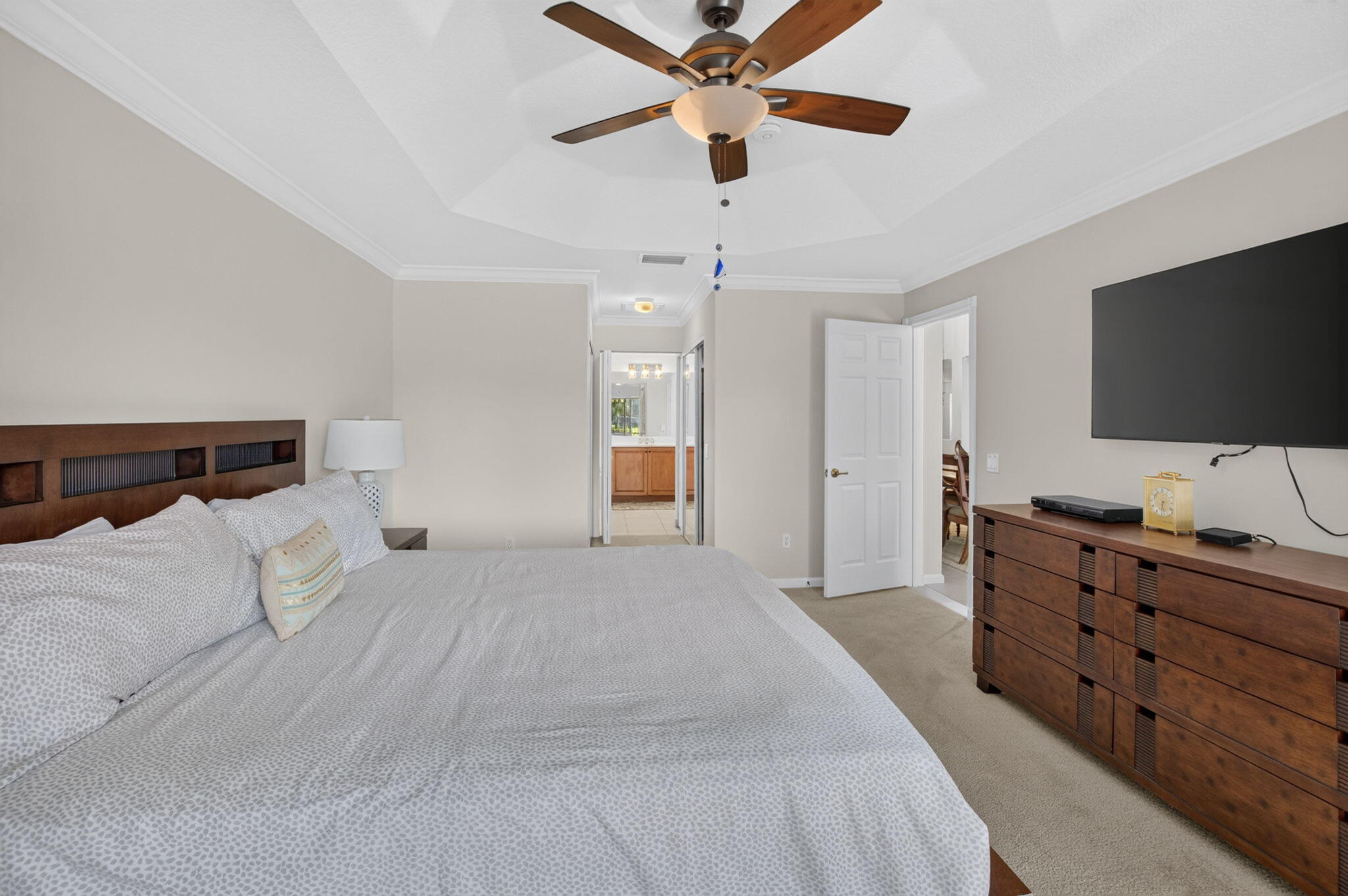 VALENCIA PALMS 4 - Residential