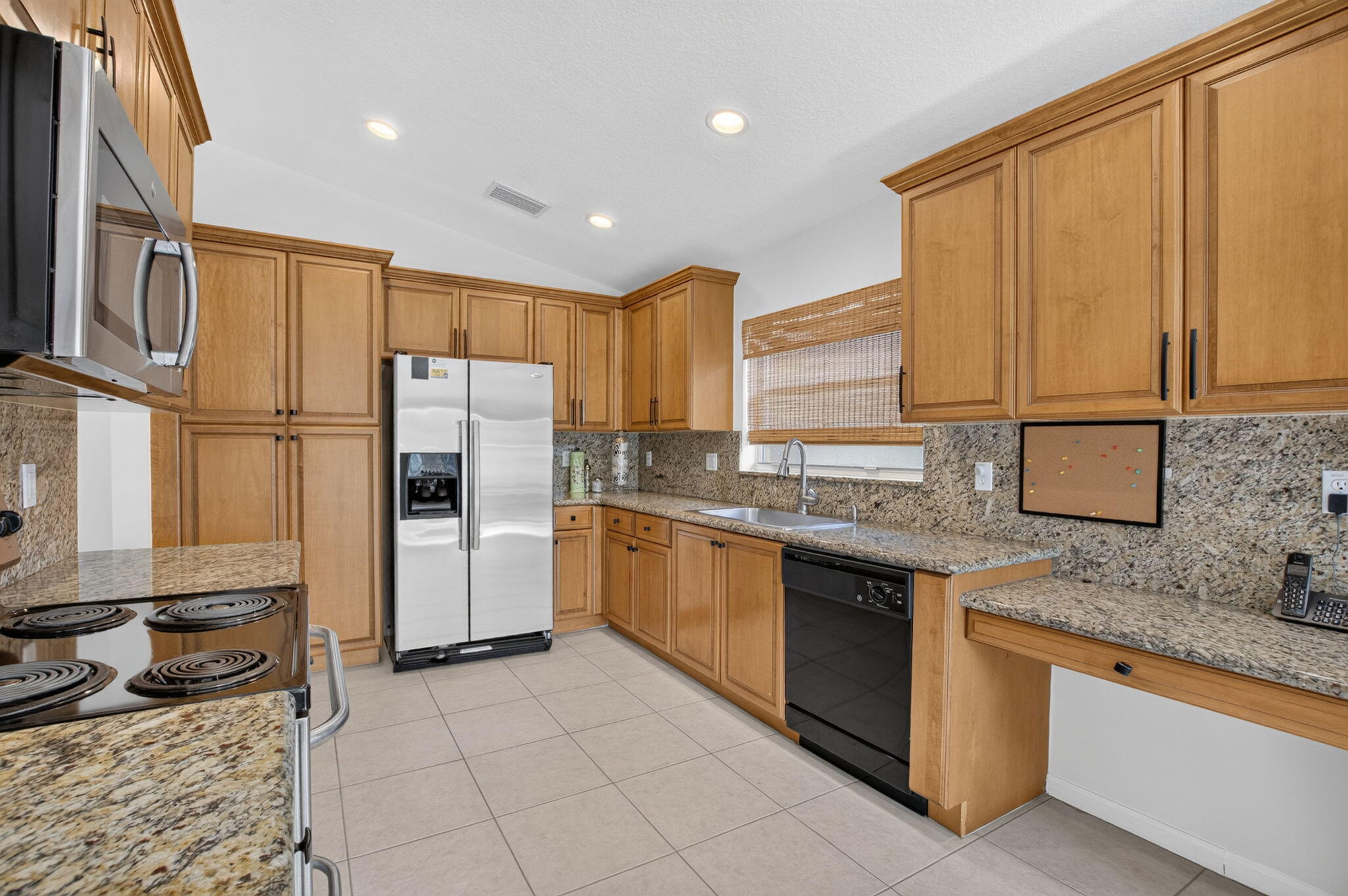 VALENCIA PALMS 4 - Residential