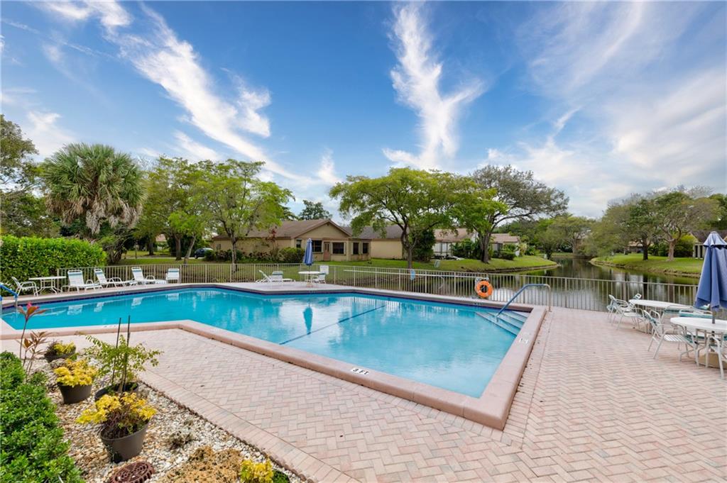 Sawgrass Village I - Residential