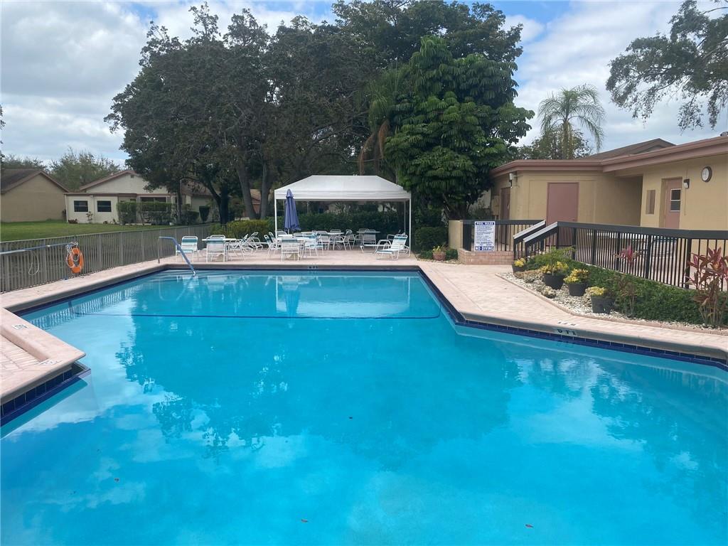 Sawgrass Village I - Residential