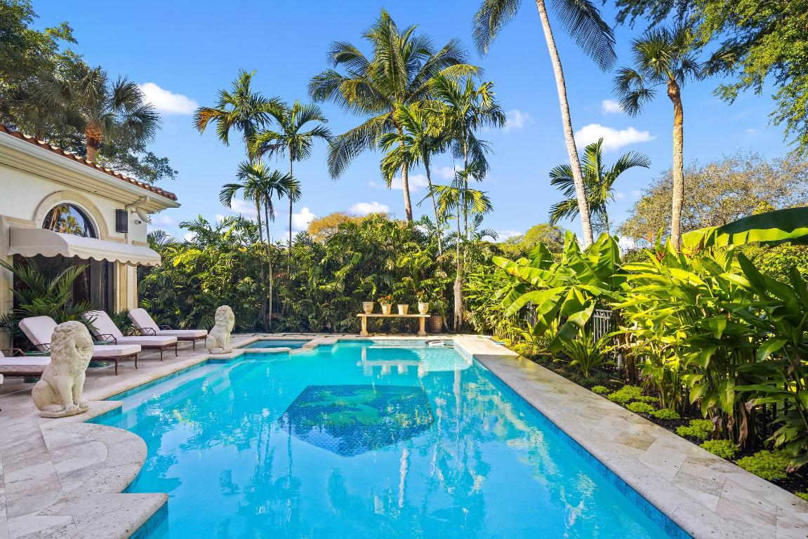 ADDISON ESTATES - Residential