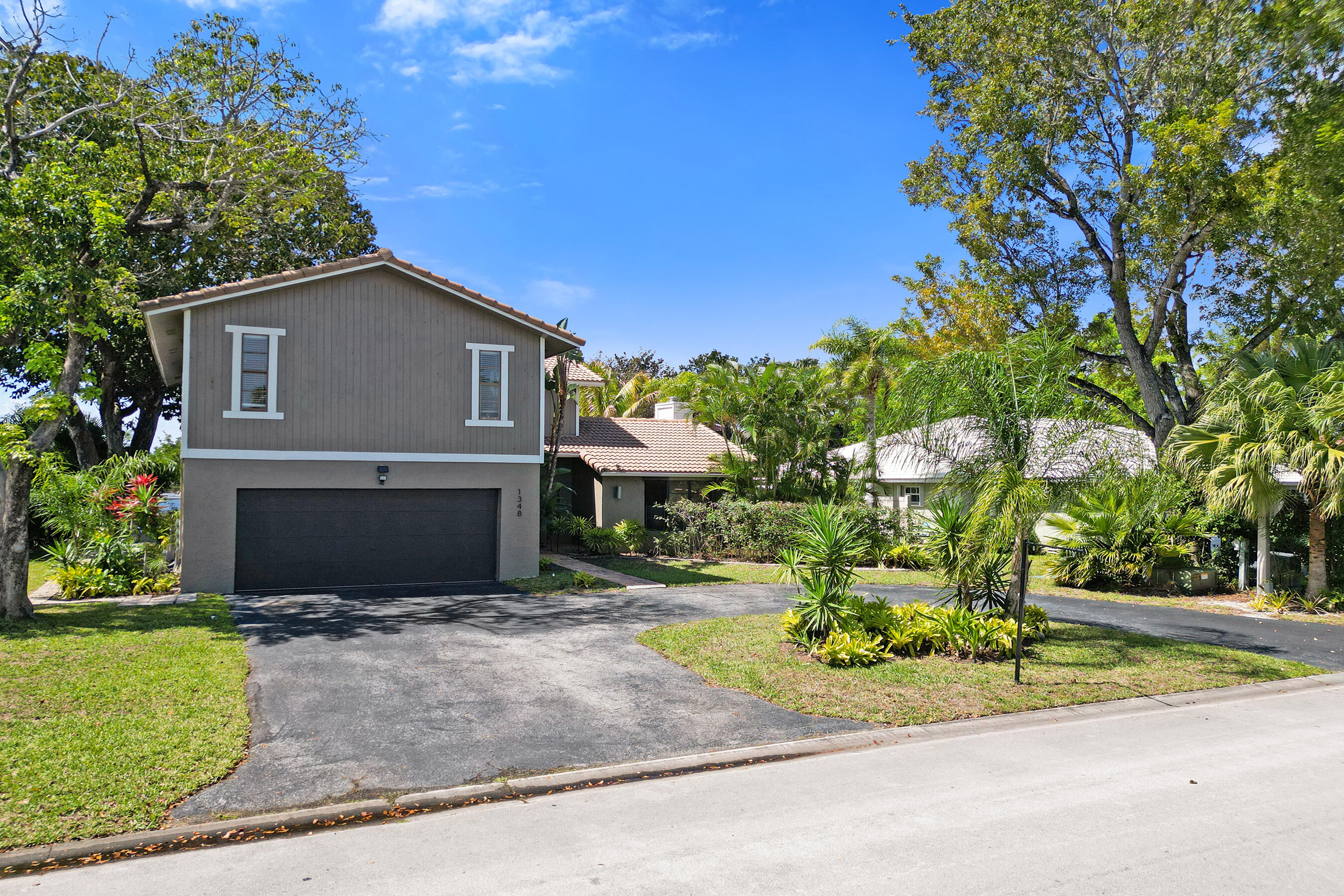 CYPRESS RUN - Residential
