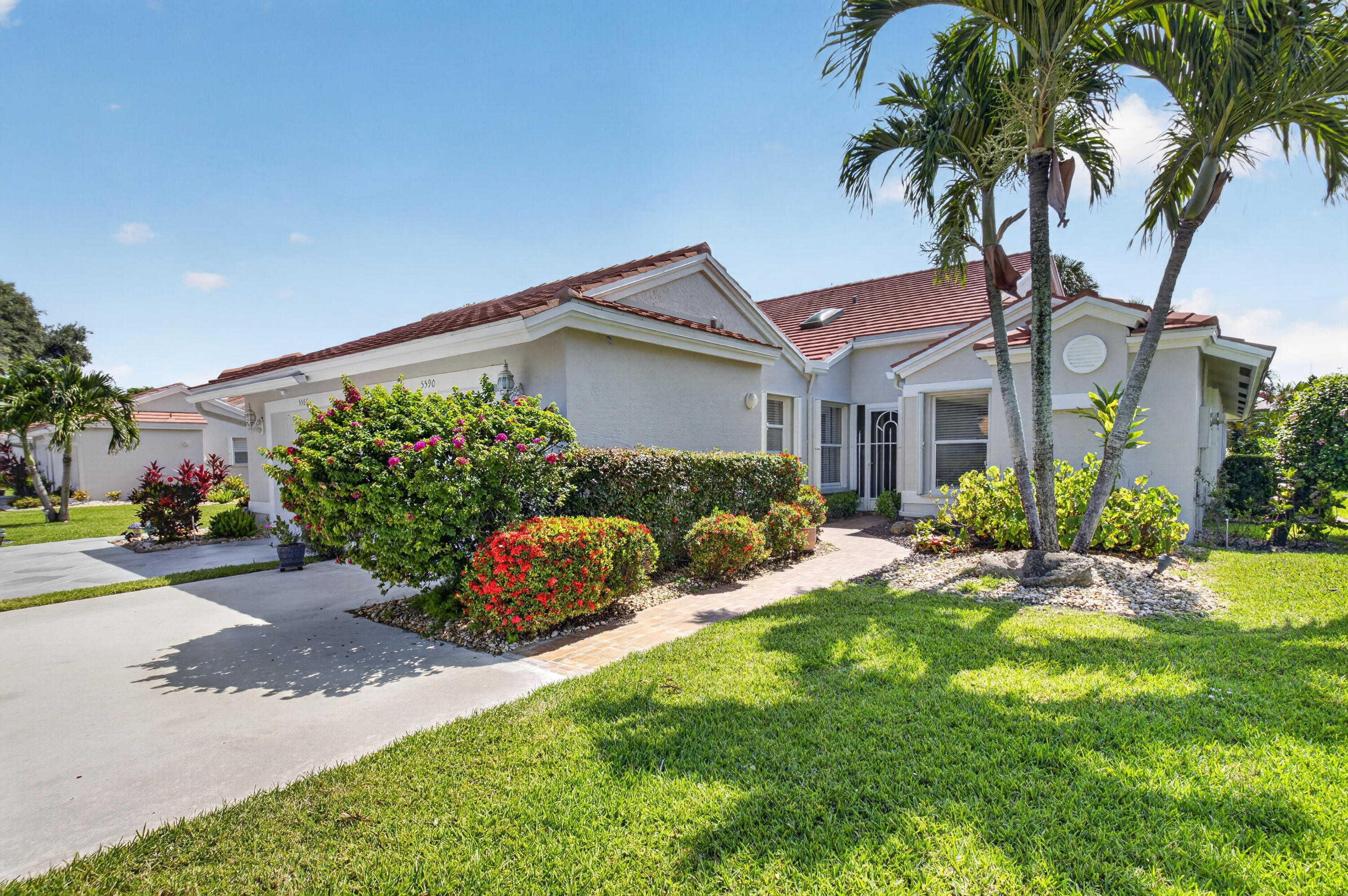 CORAL LAKES V - Residential