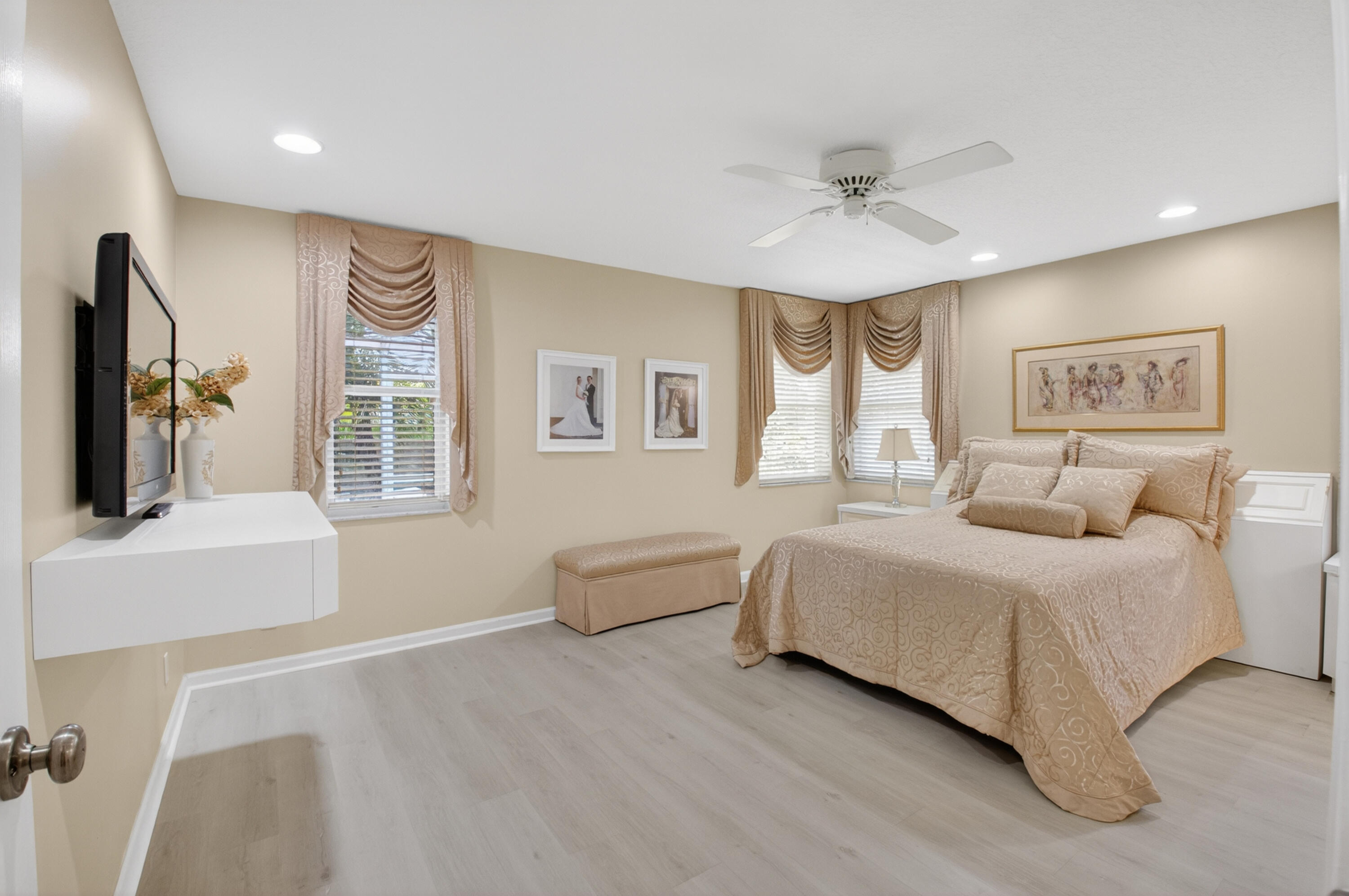 CORAL LAKES V - Residential
