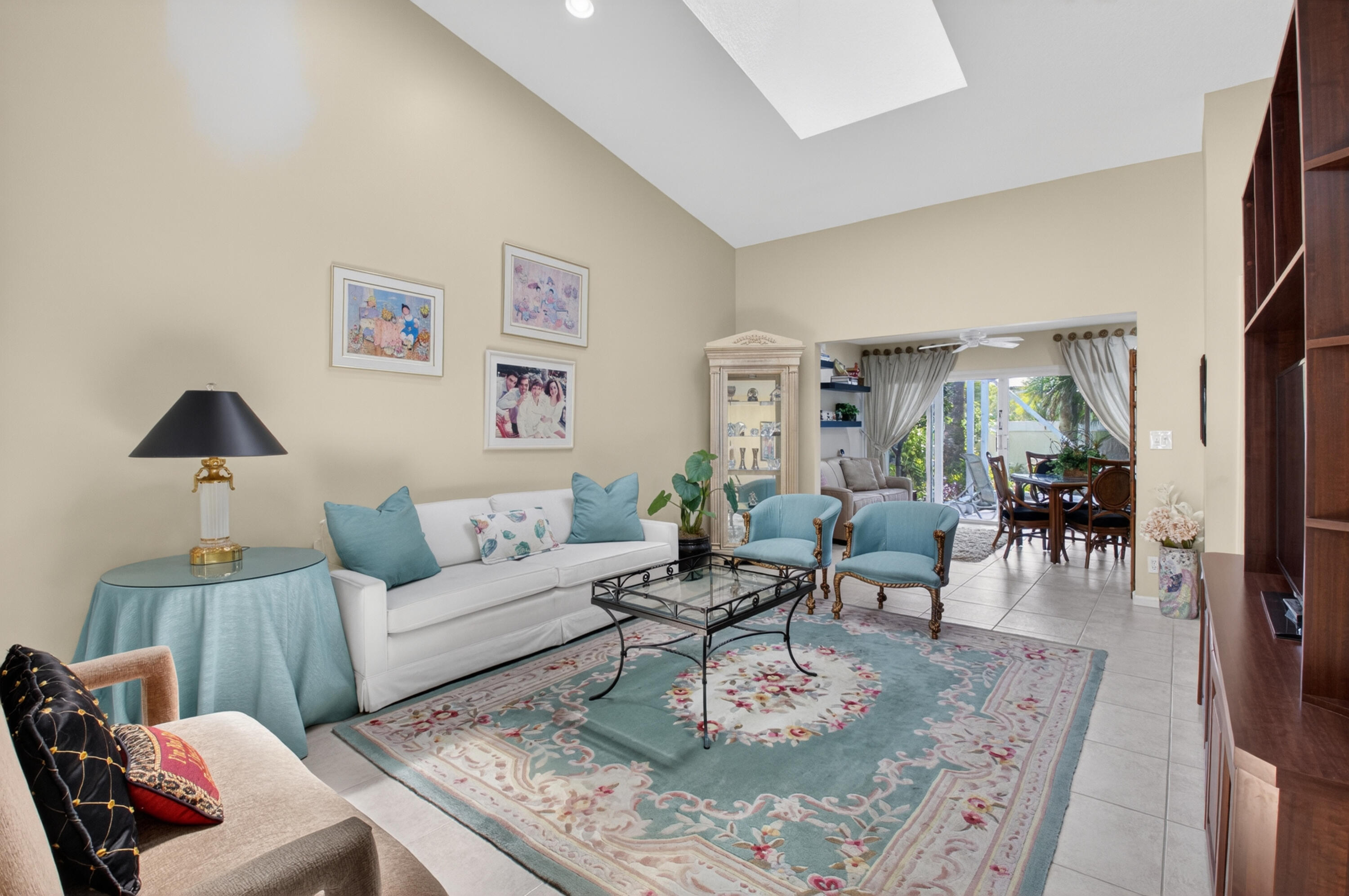 CORAL LAKES V - Residential