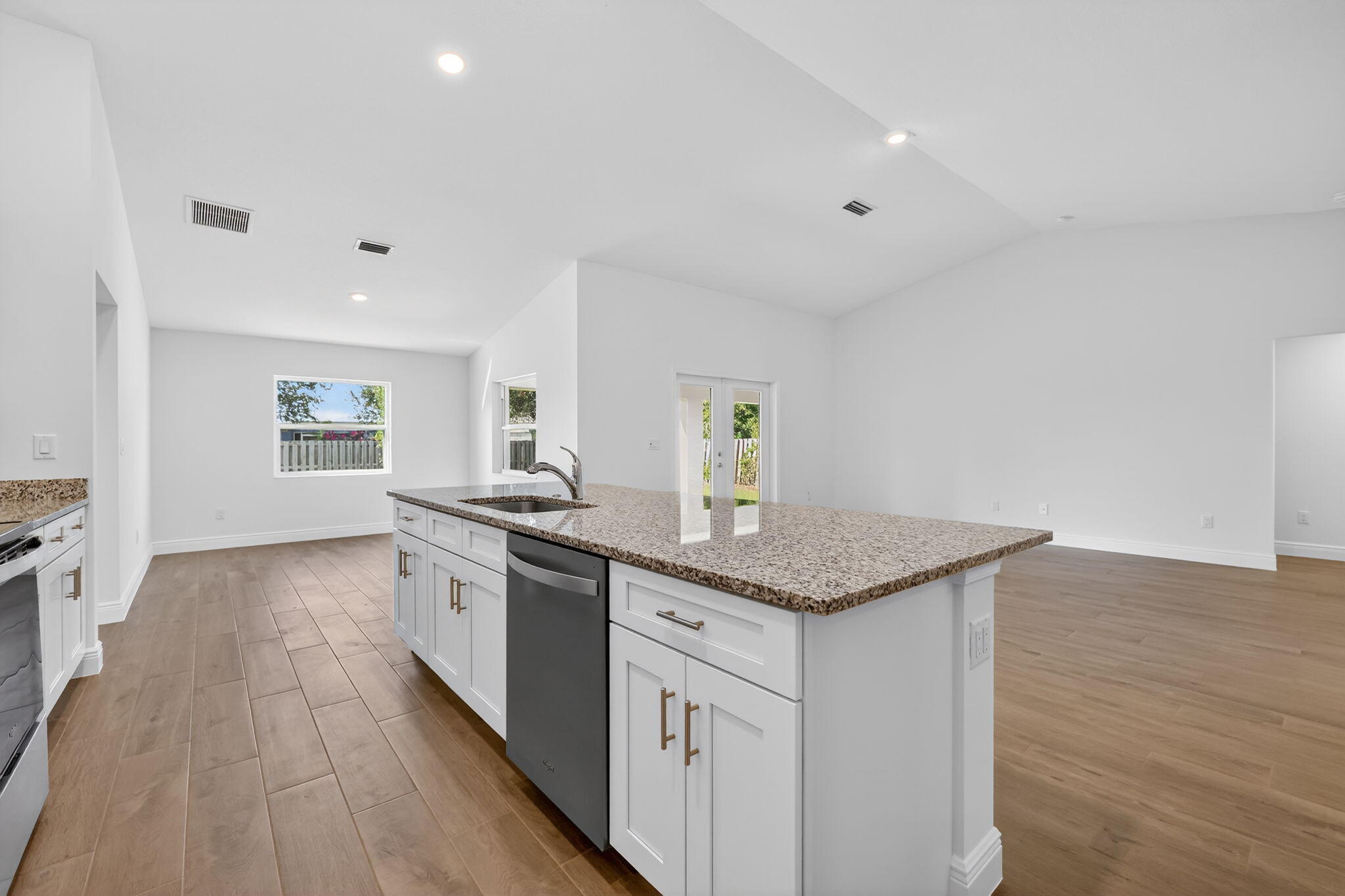 PORT ST LUCIE SECTION 9 - Residential