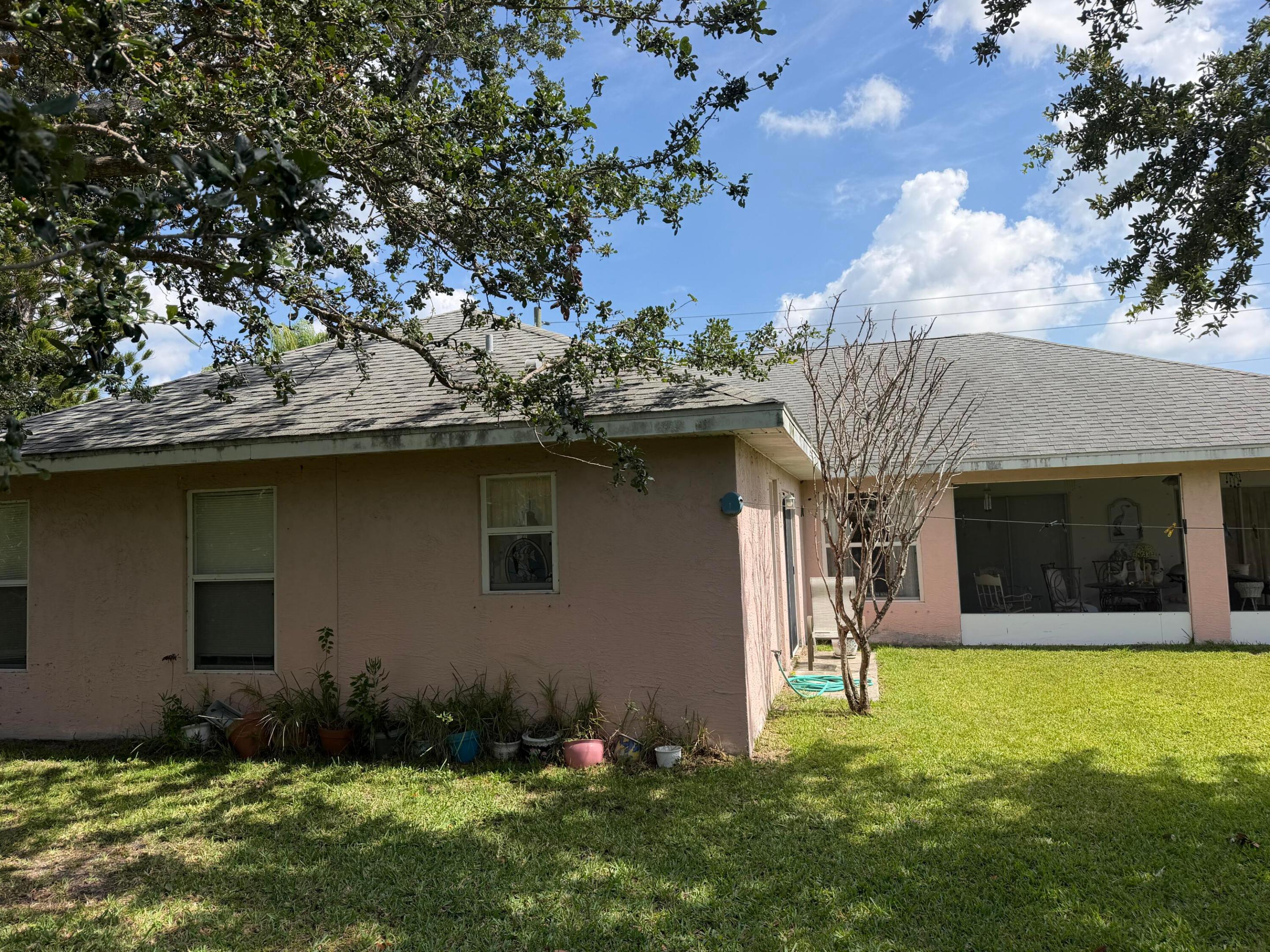 PORT ST LUCIE SECTION 40 - Residential