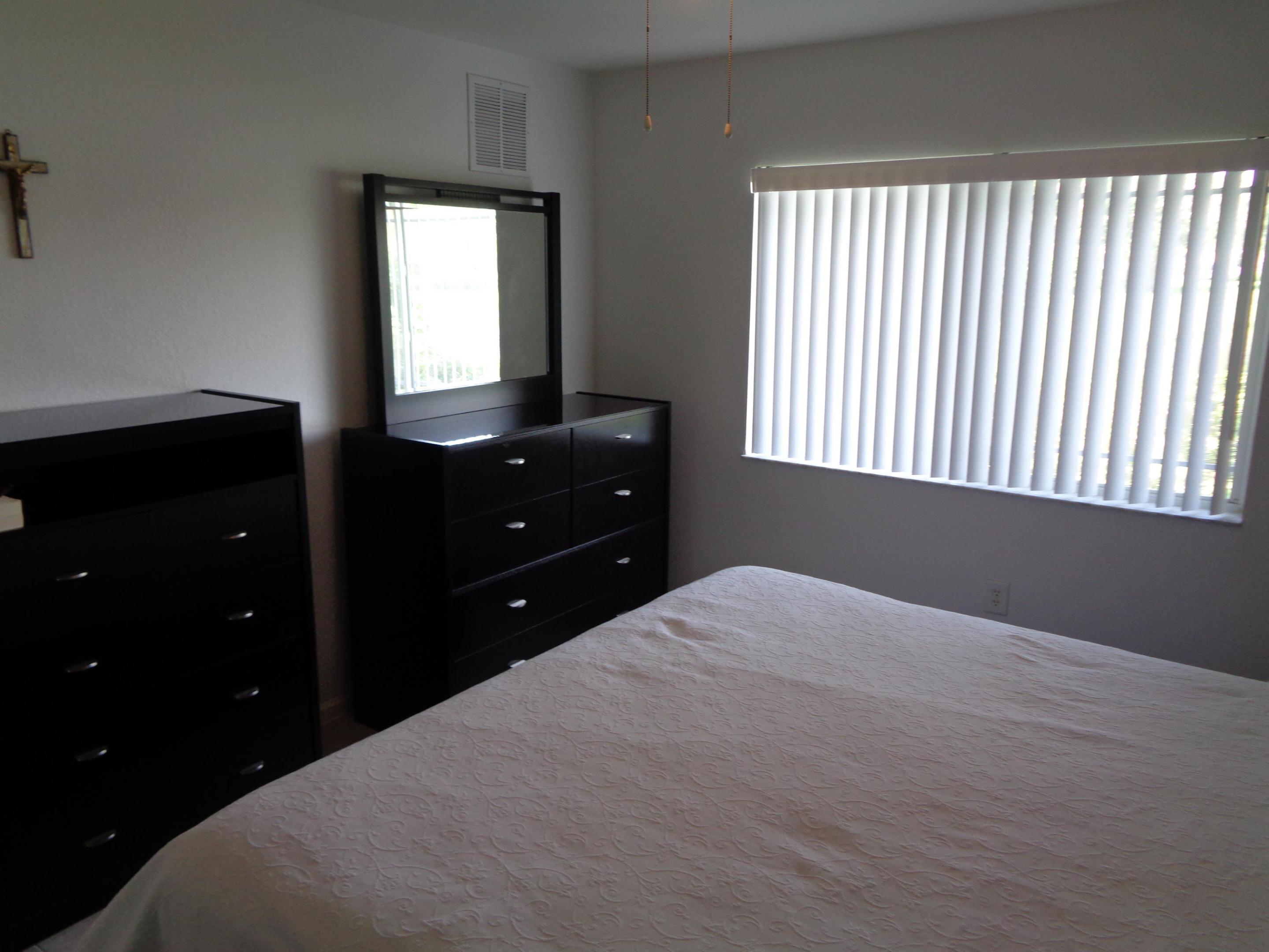THE CLUB AT ST LUCIE WEST, A CONDOMINIUM - Residential Lease