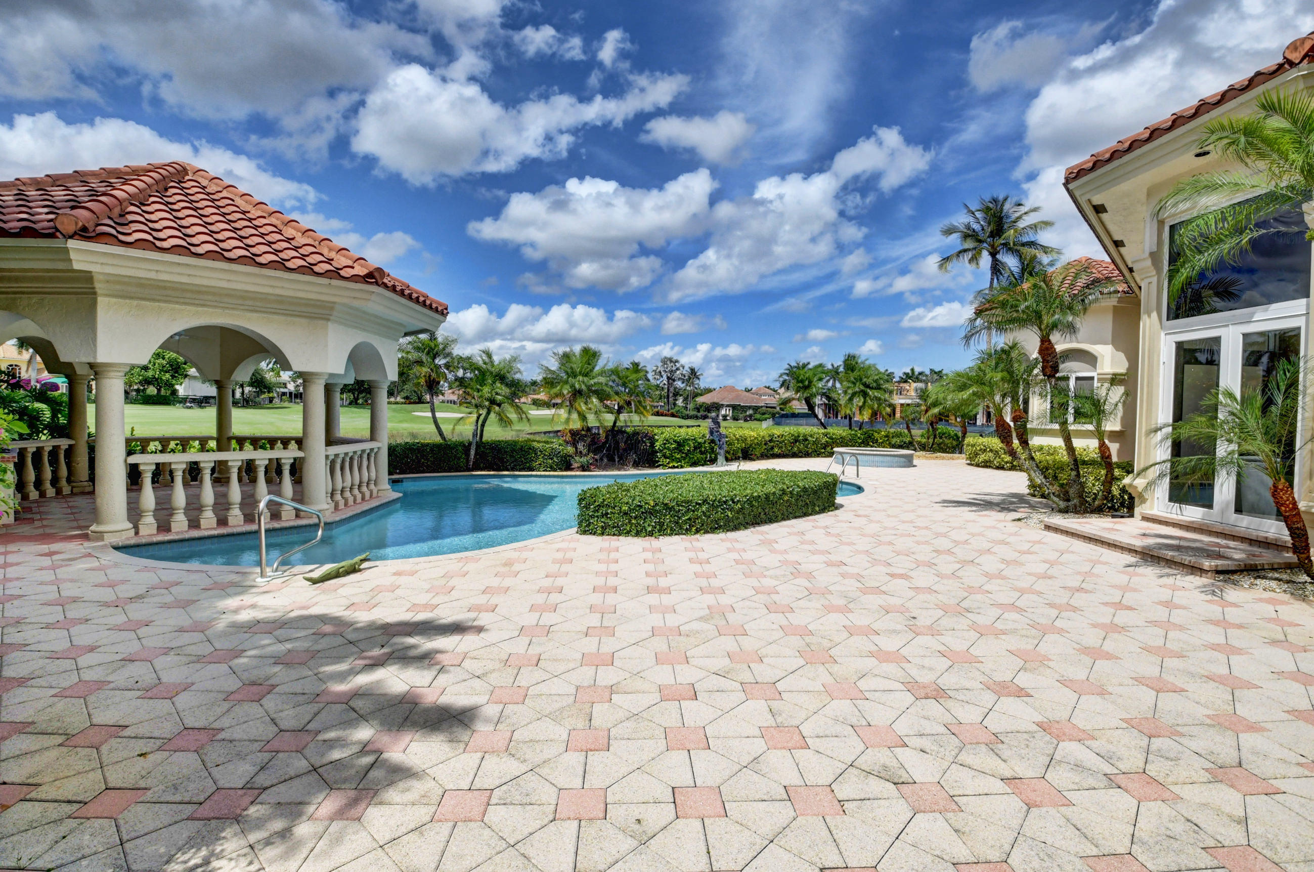 ST ANDREWS COUNTRY CLUB - Residential