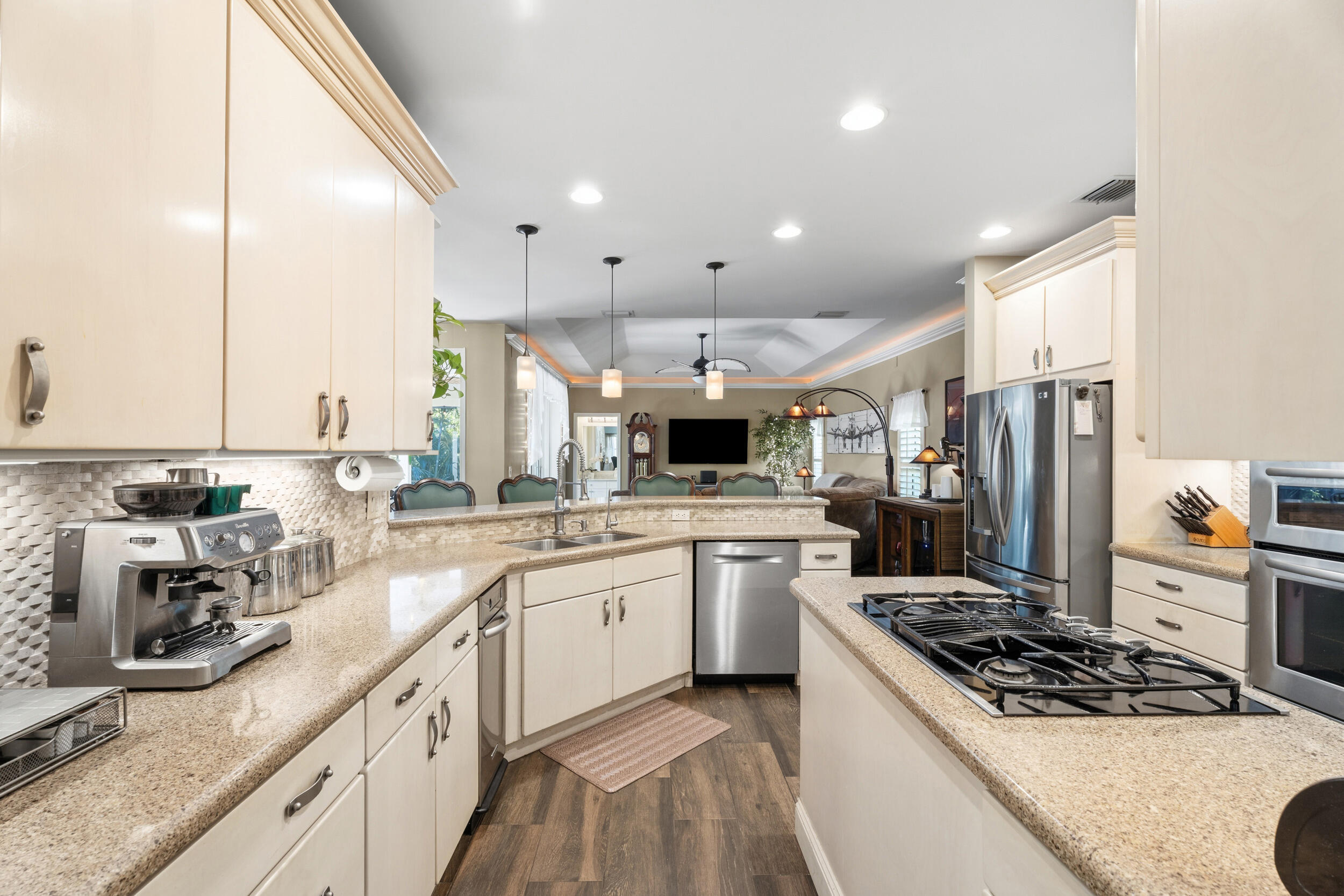 SABAL PALM ESTATES (AKA TIBURON) - Residential