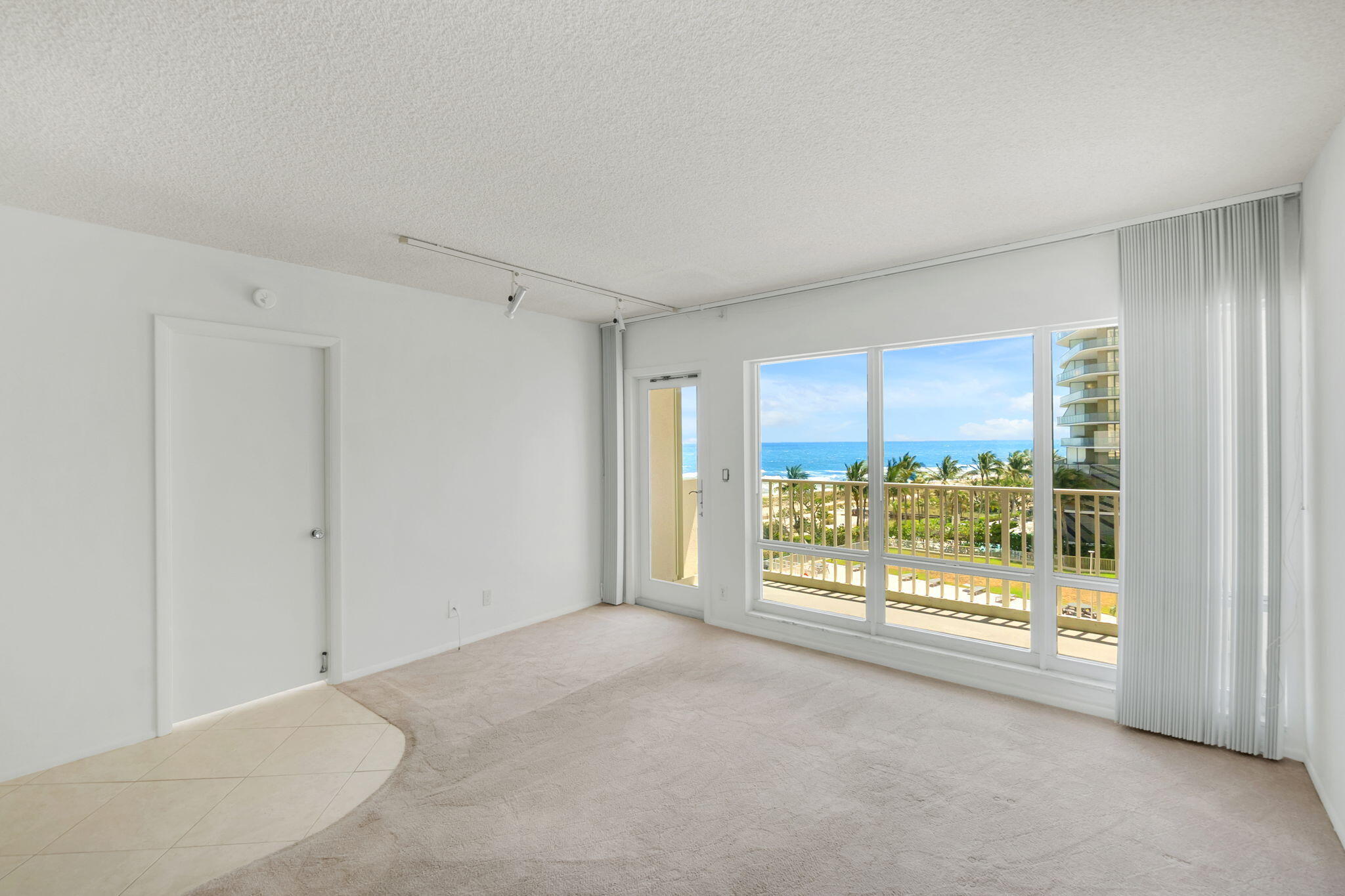 ADMIRALTY TOWERS CONDOMINIUM - Residential