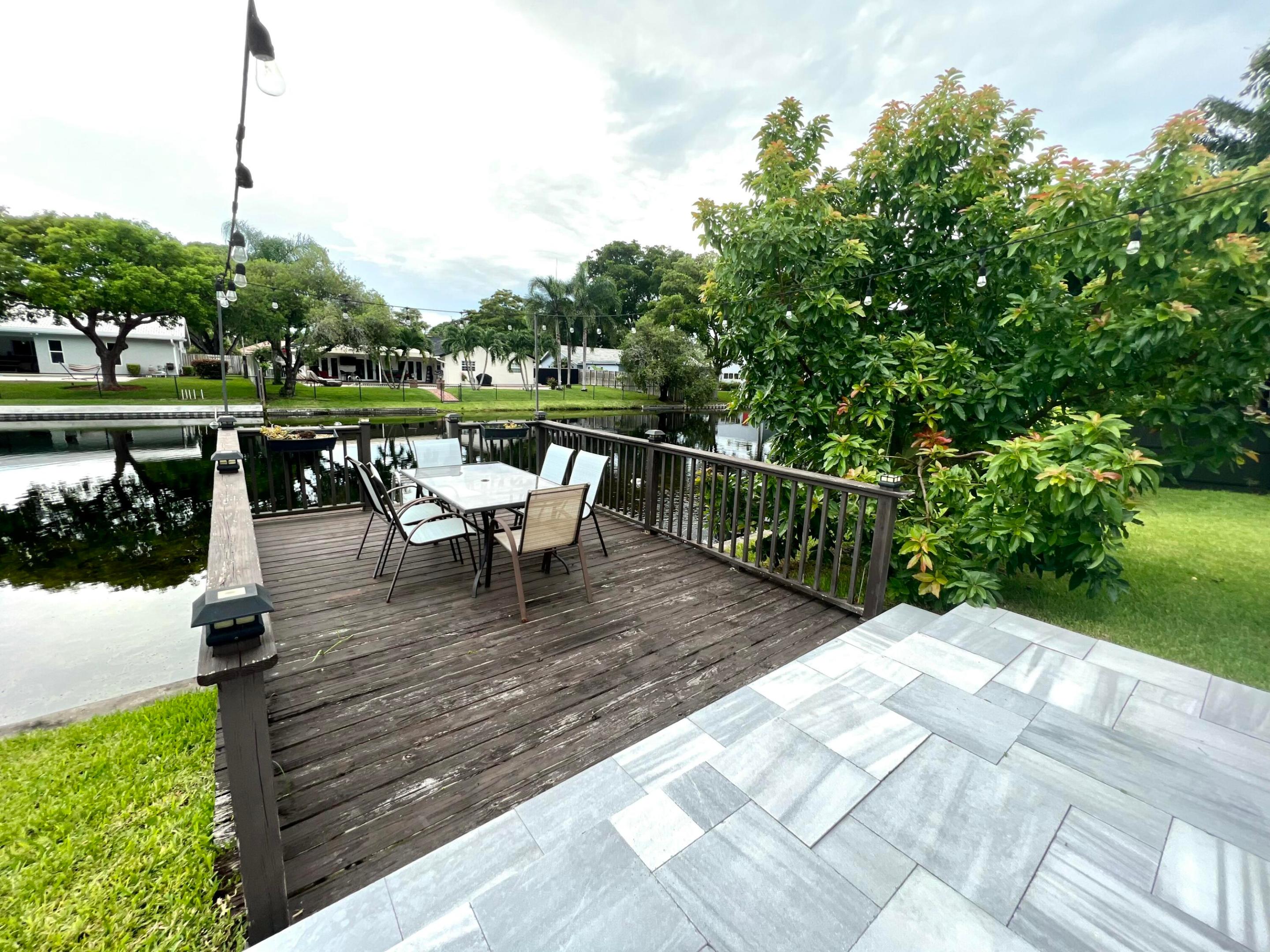 PLANTATION GOLF ESTATES 1ST ADD - Residential Lease