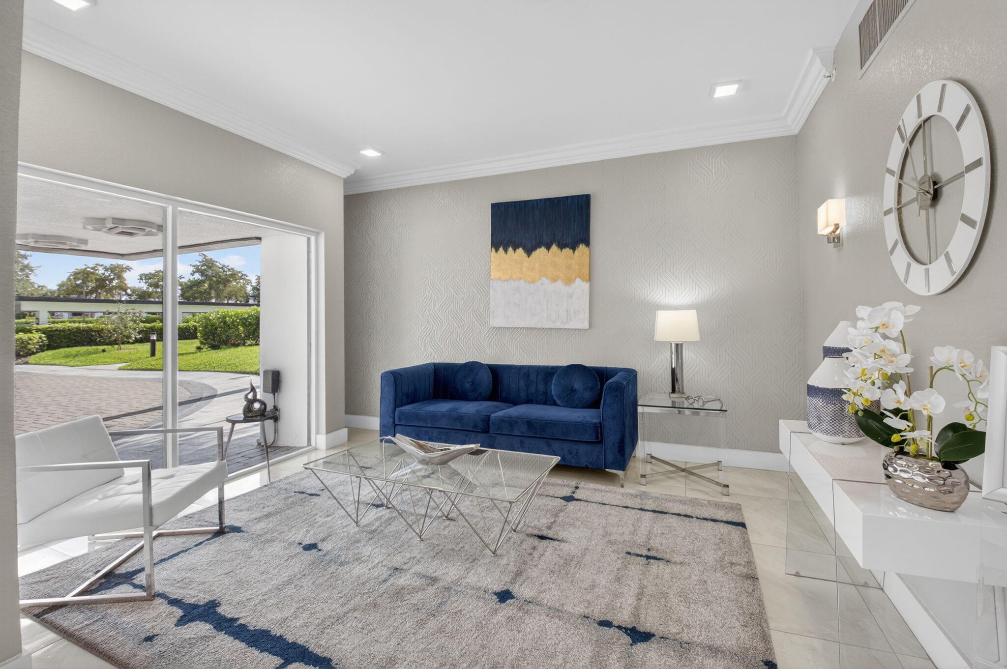 LAKEWOOD MIDRISE CONDO - Residential