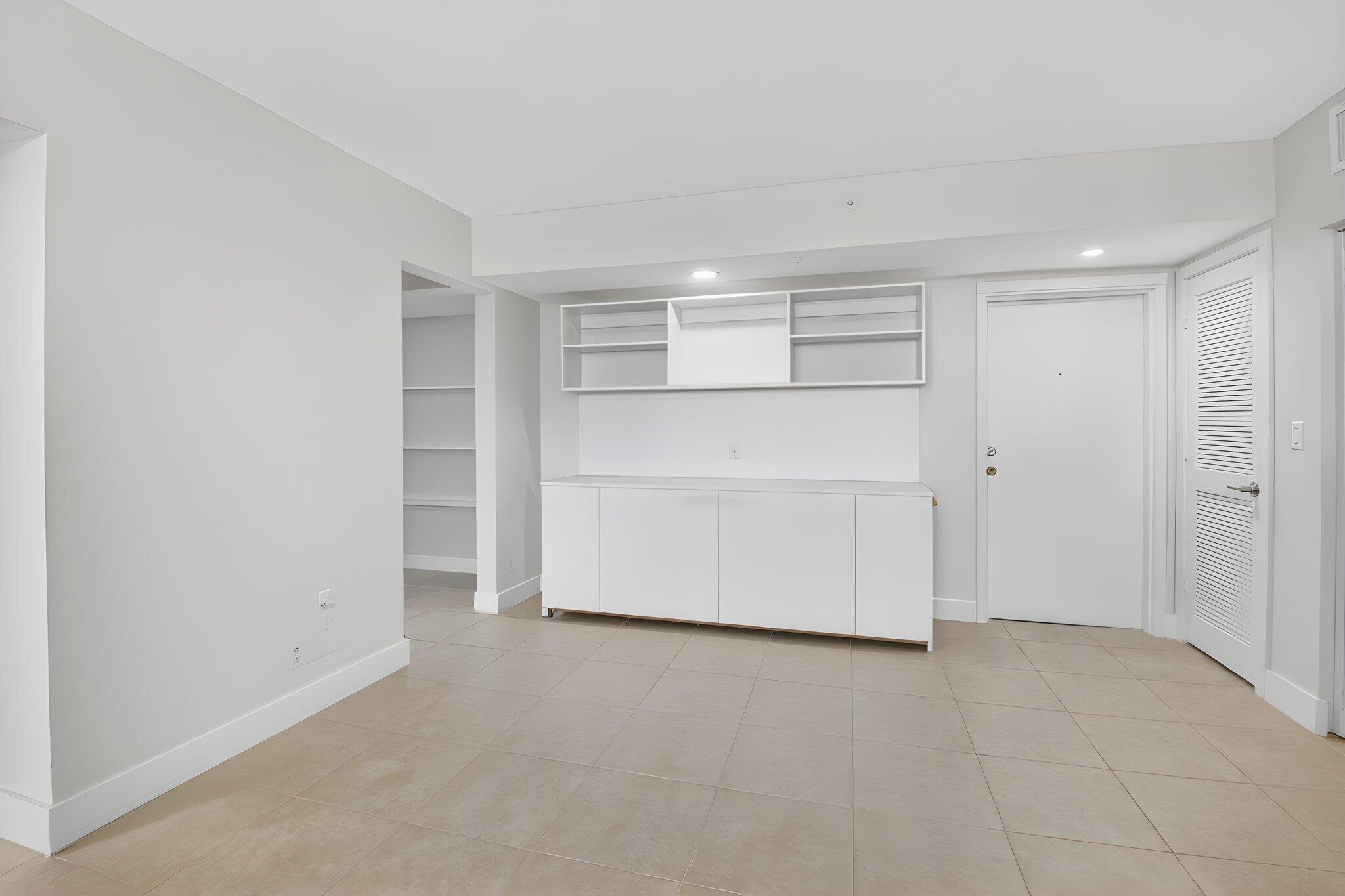 LAKEWOOD MIDRISE CONDO - Residential