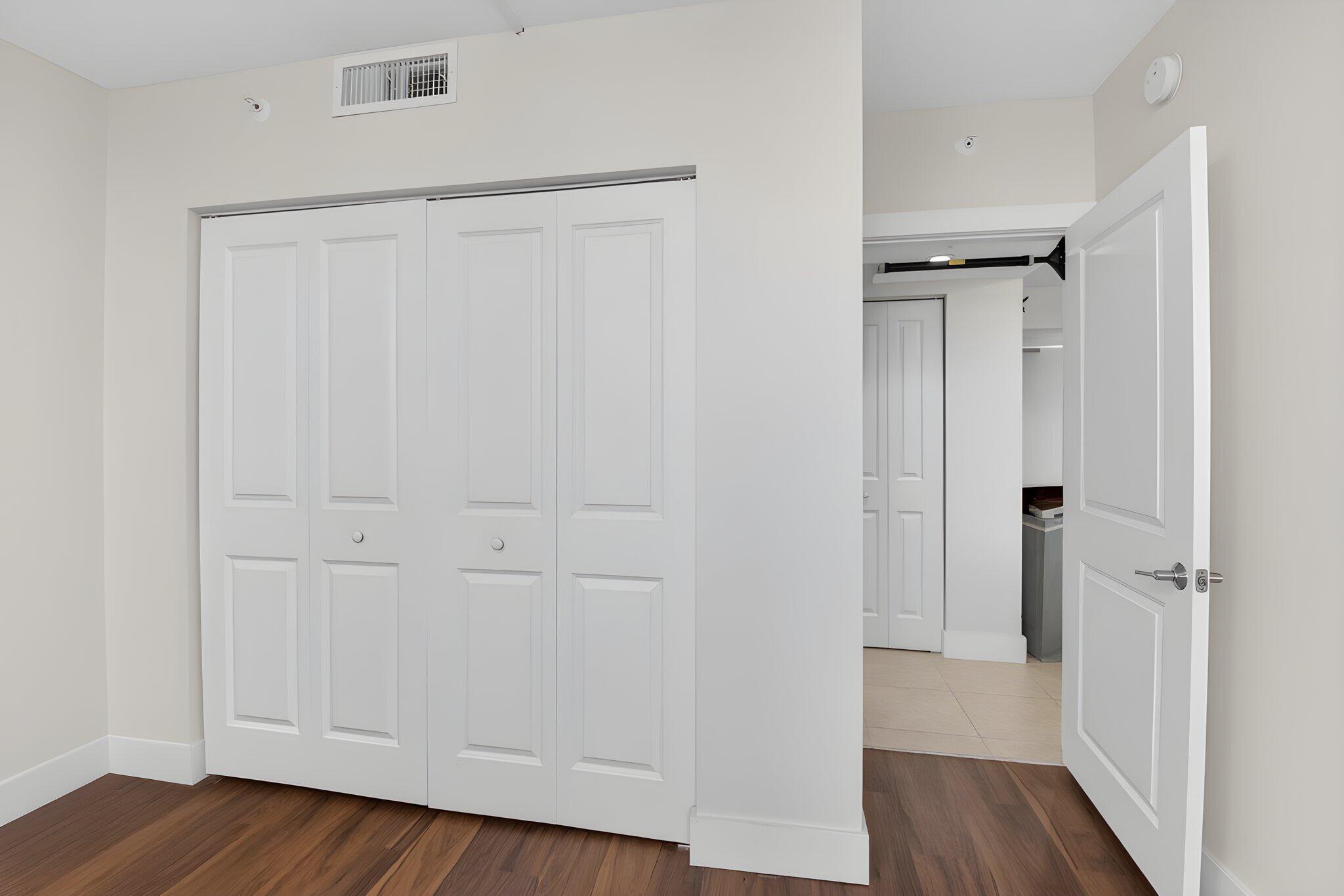 LAKEWOOD MIDRISE CONDO - Residential
