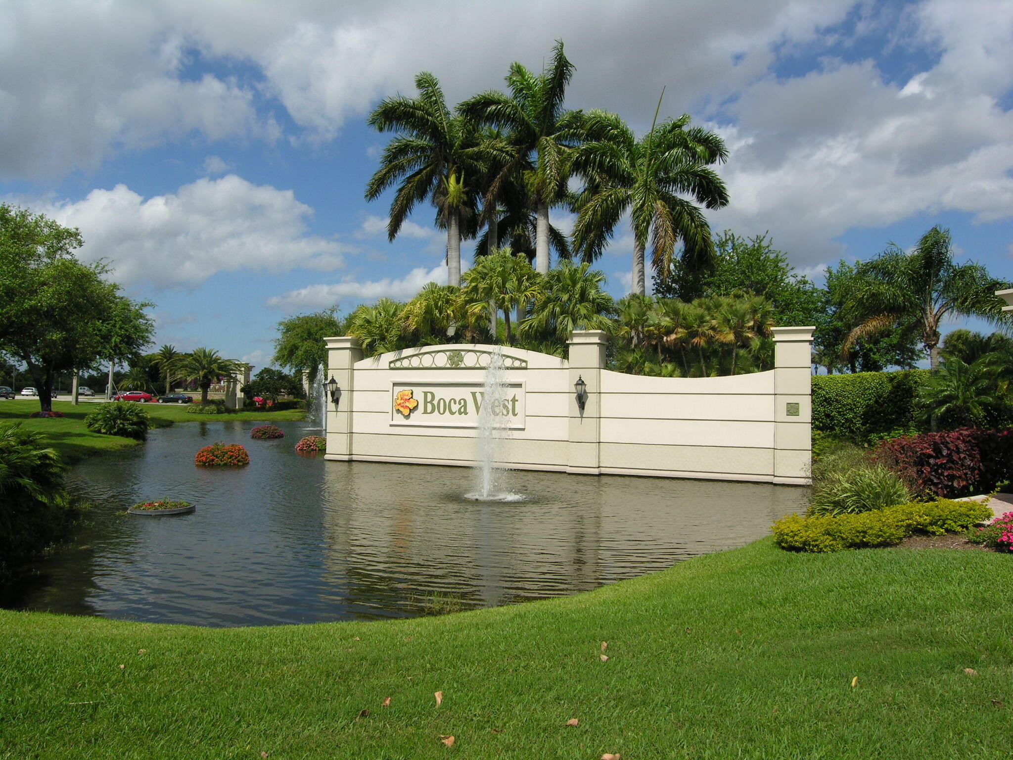 LAKEWOOD MIDRISE CONDO - Residential