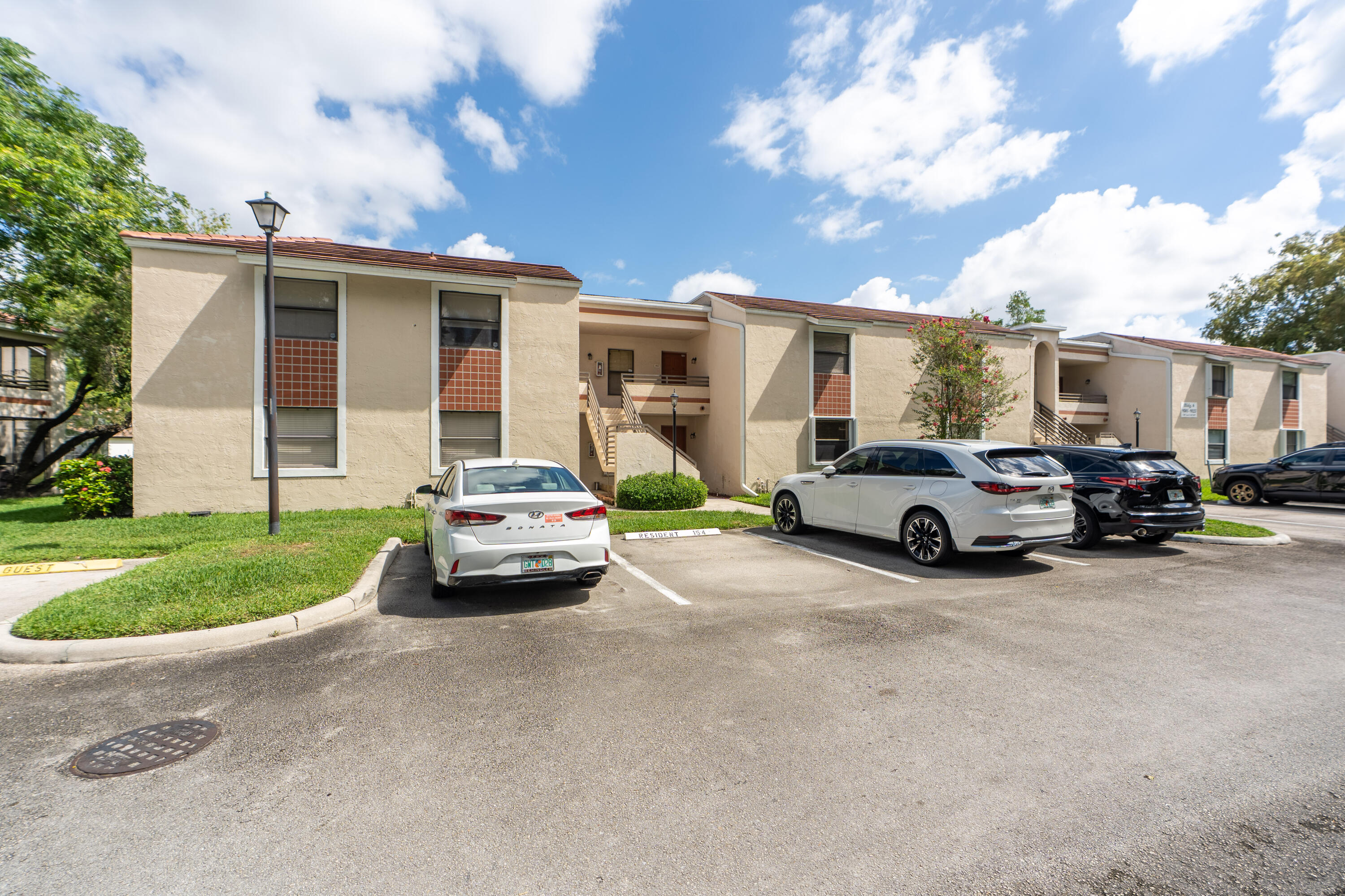 QUATRAINE AT JACARANDA GARDENS - Residential