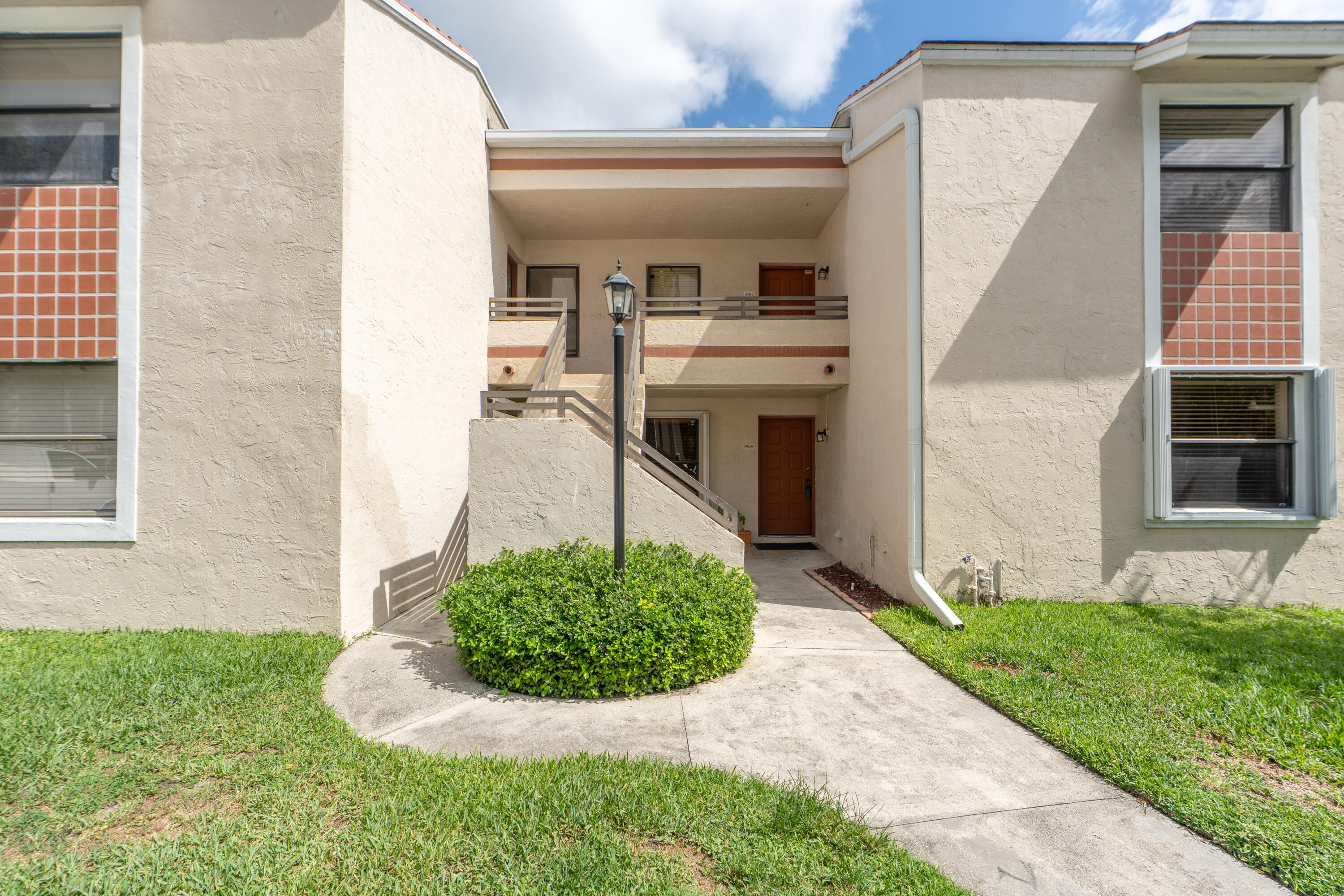 QUATRAINE AT JACARANDA GARDENS - Residential