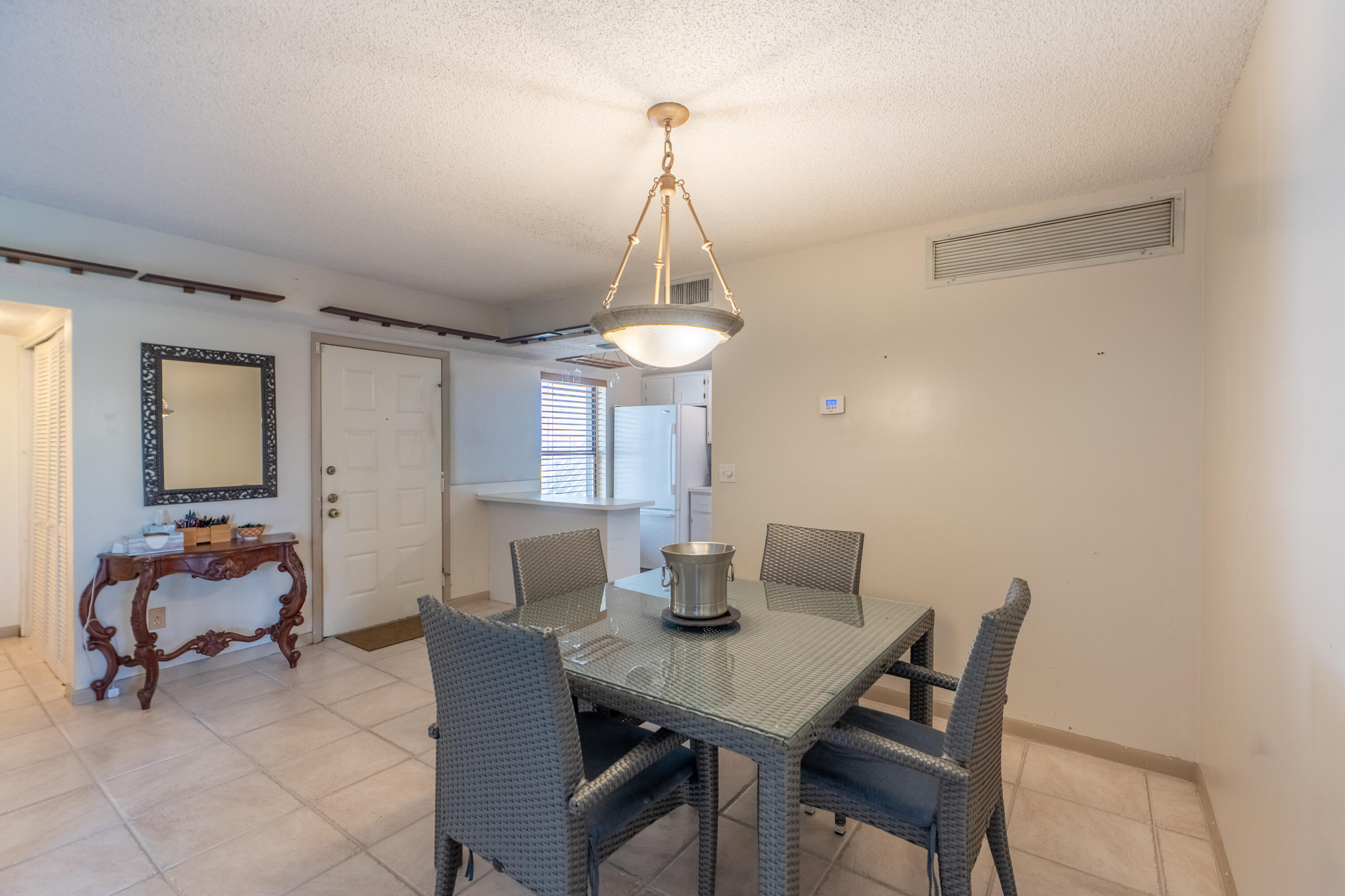 QUATRAINE AT JACARANDA GARDENS - Residential