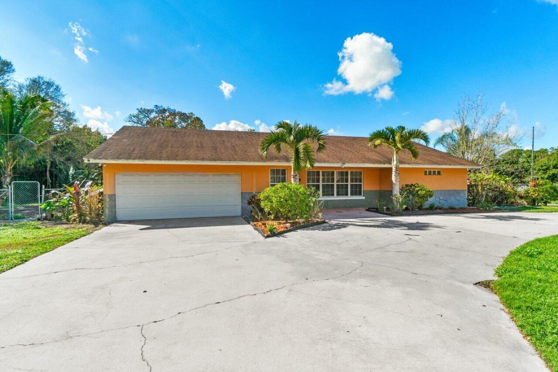 PALM BEACH FARMS CO 3 - Residential